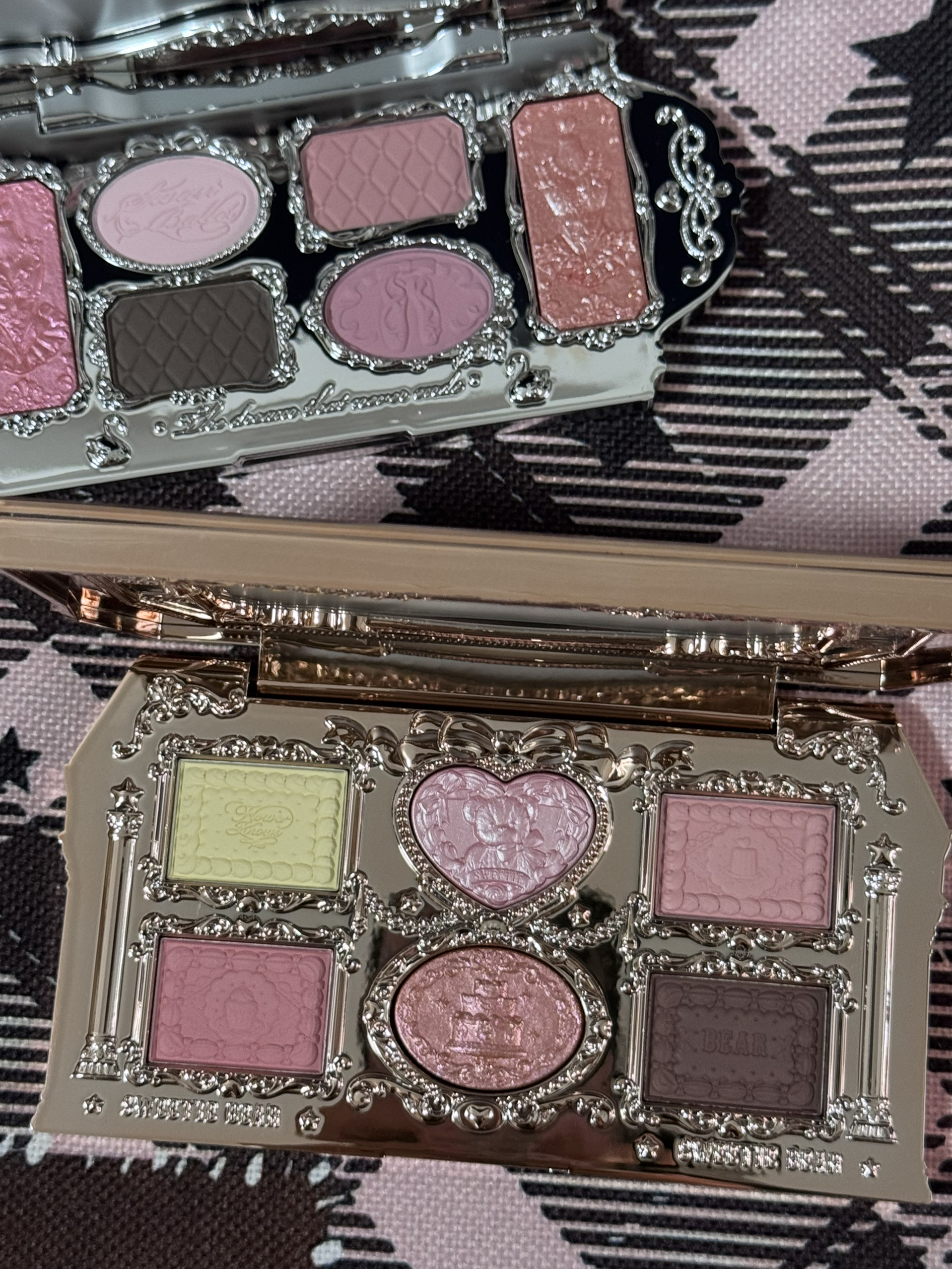 最爱的🌸原来是花知晓