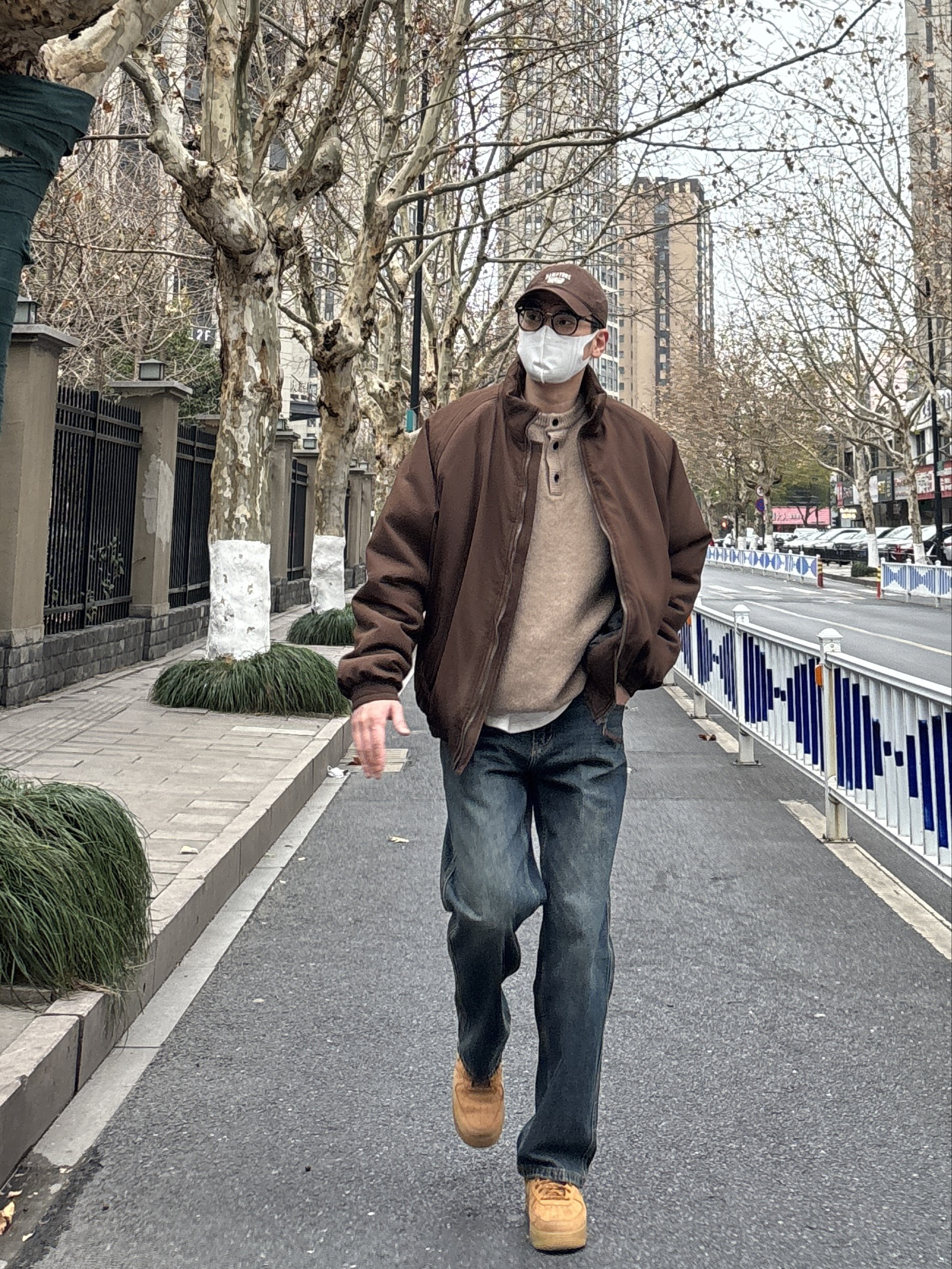 新年暖棕系， 工装休闲风穿搭氛围感拉满🙋‍♂️