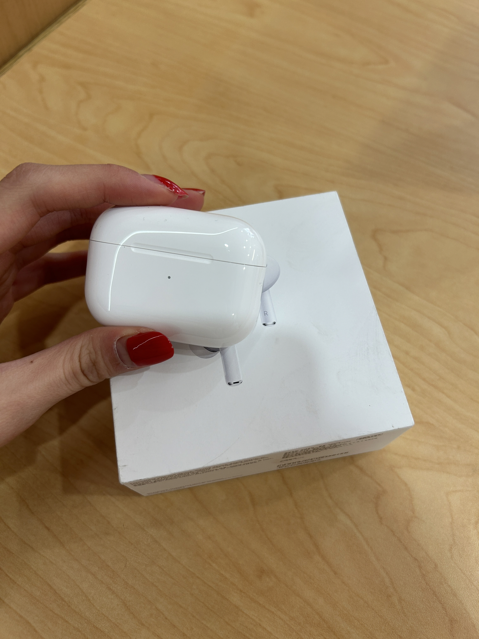 airpodspro2~买前嗤之以鼻，用后真香！