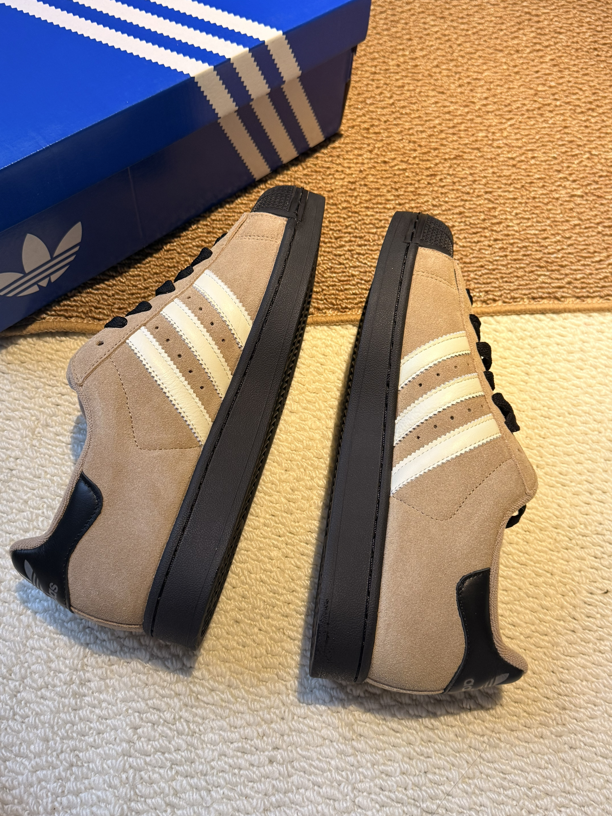 🤎被问爆的奶茶色贝壳头!这双才是真百搭王