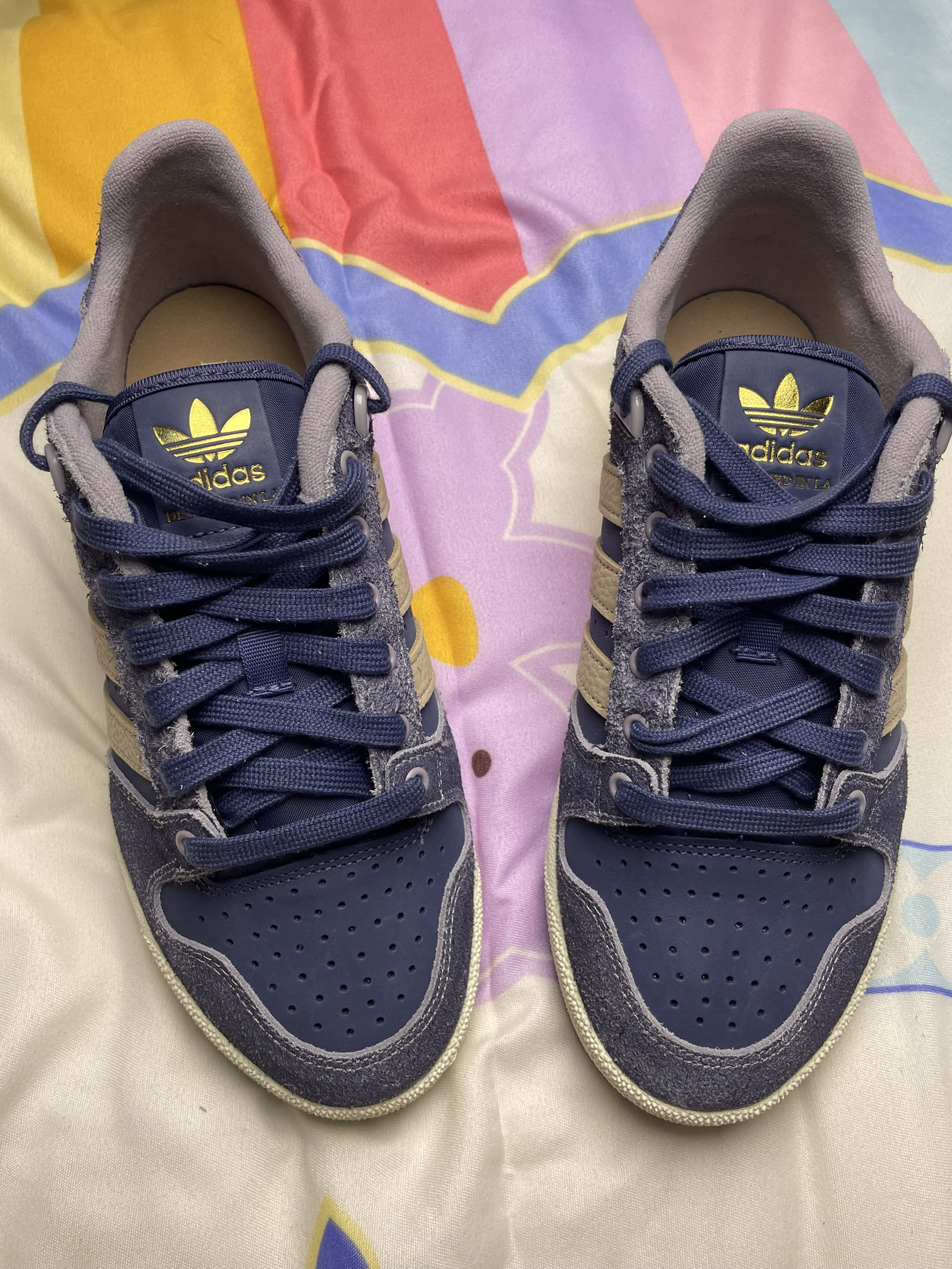 穿上这份清冷的松弛感，让每一步都自在随性 🕊️