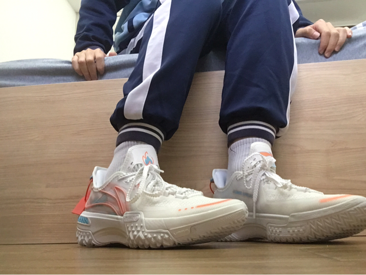 一代神鞋#李宁桀骜