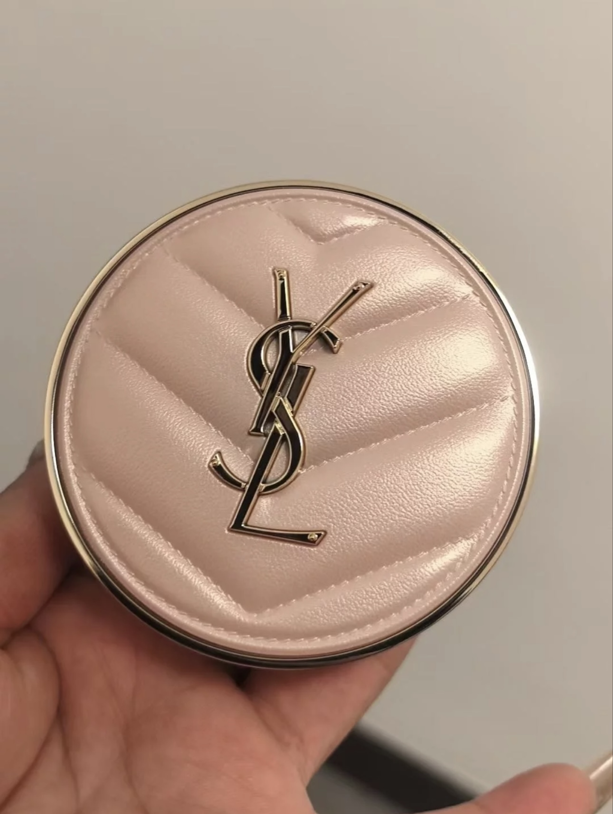 YSL的b10型号气垫竟然！！！