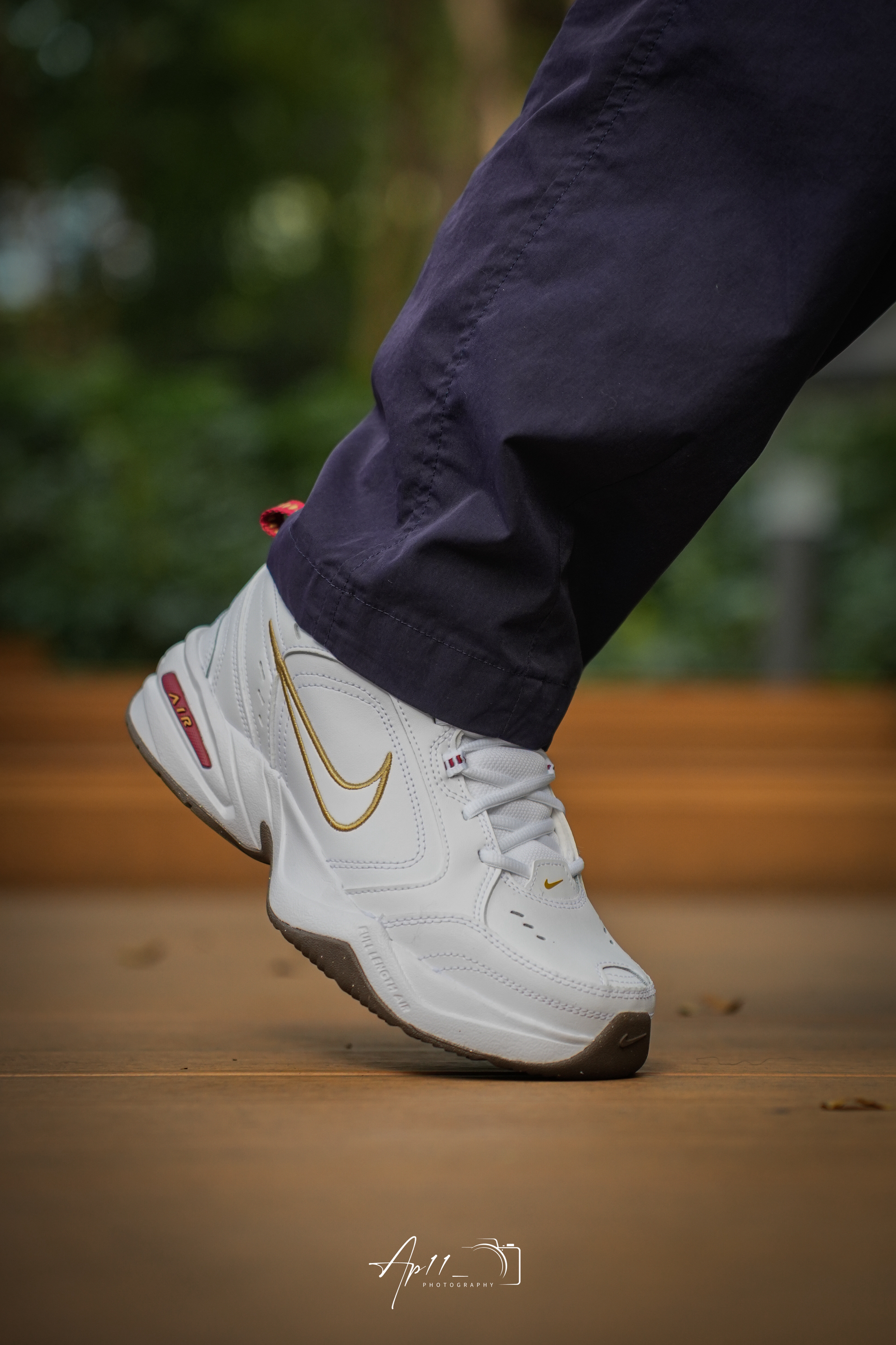 白红金配色太耐看，这双老爹鞋成了我日常通勤的新宠