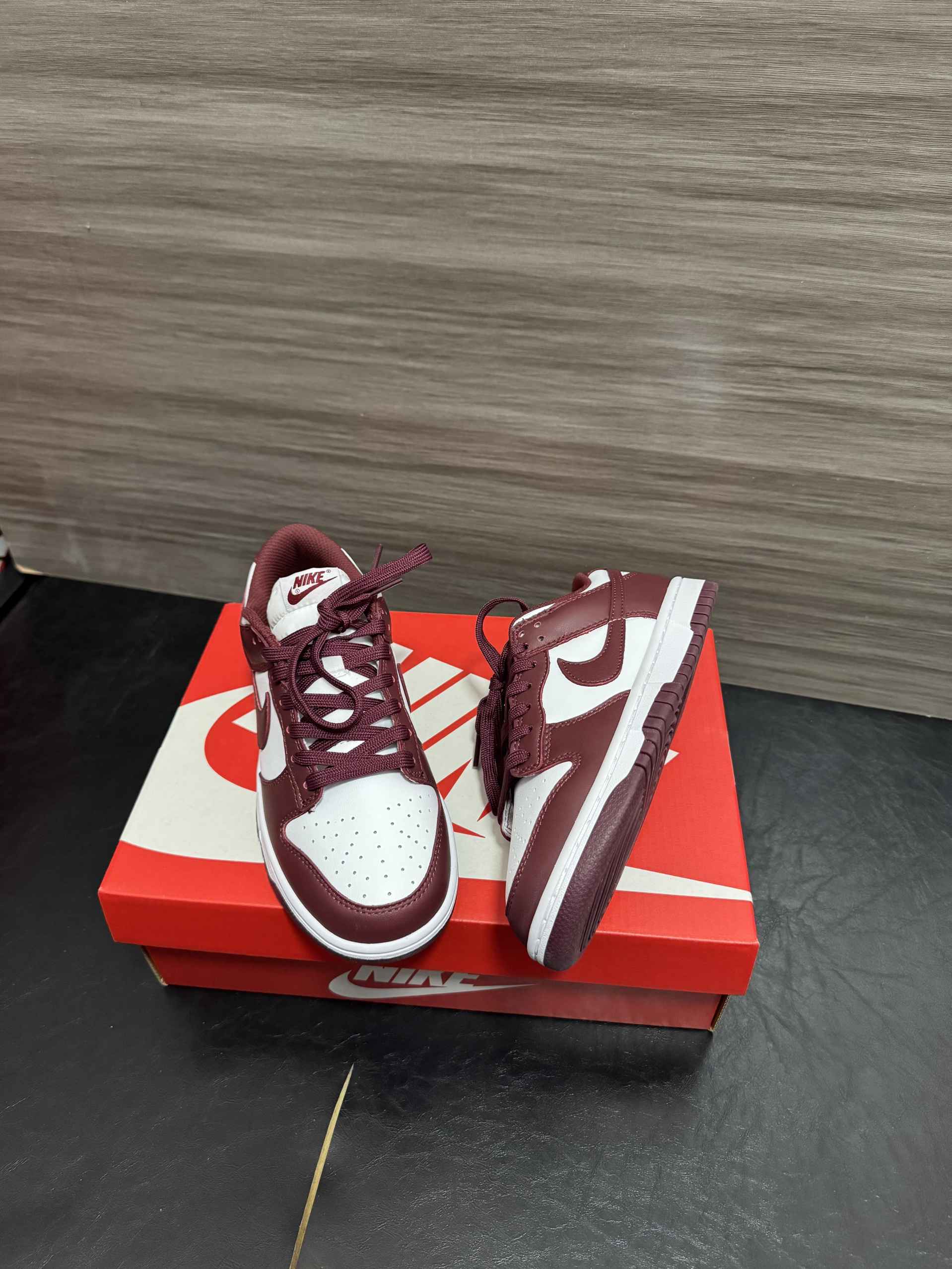 Nike温温柔柔酒红色💕春季预热🌸