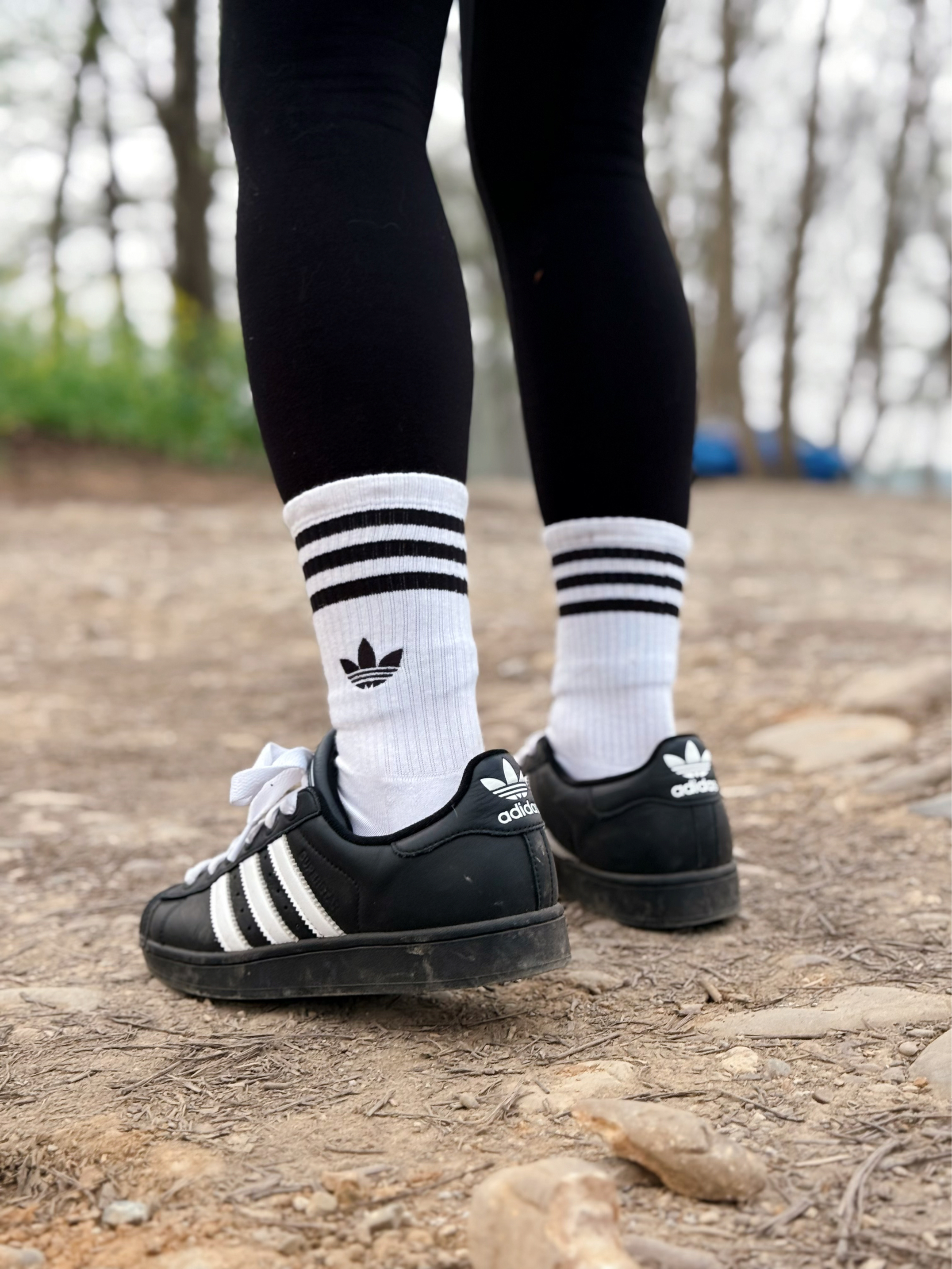 穿上这双贝壳头🐚，谁还不是Superstar了🖤