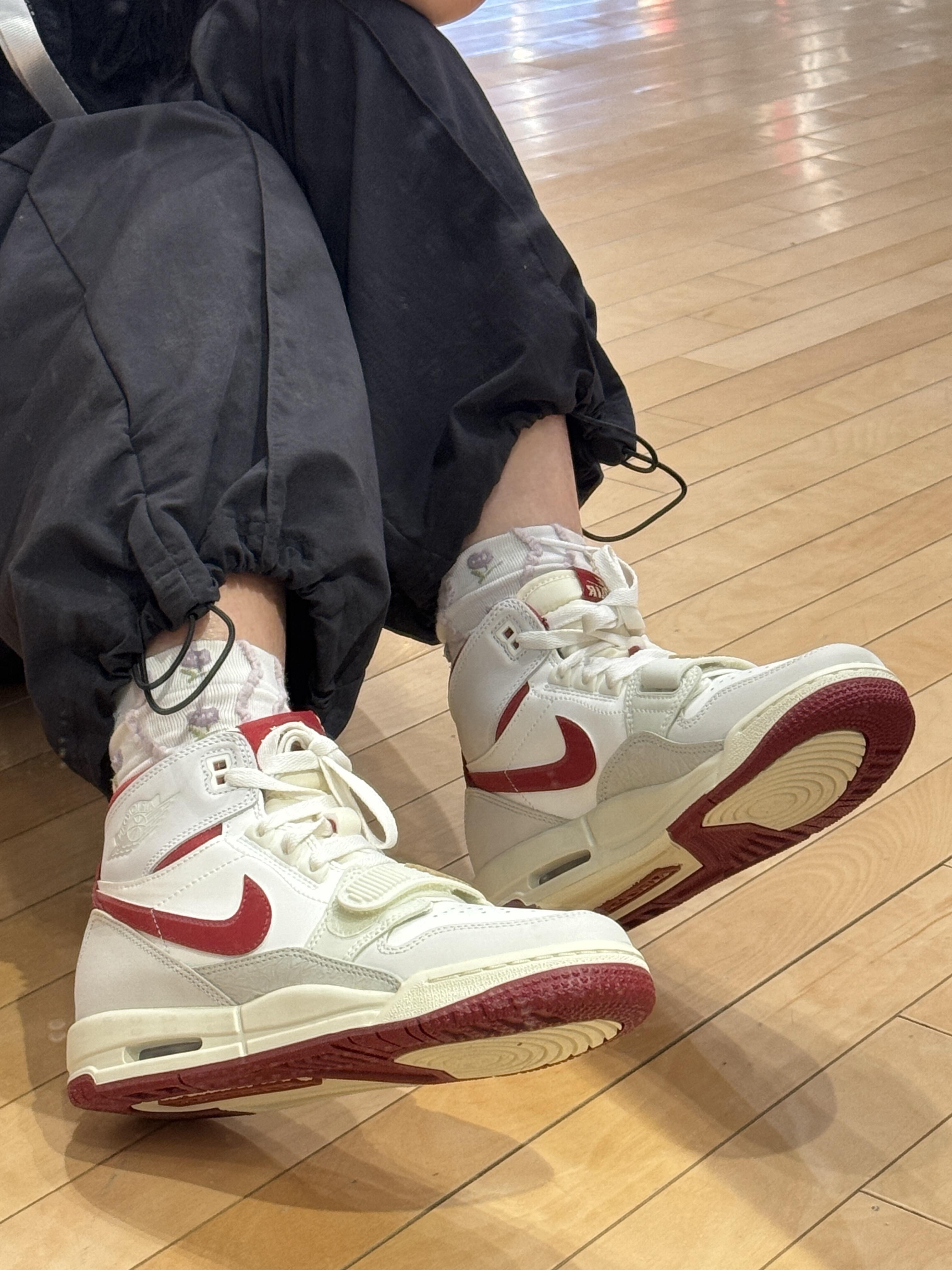Nike | 马年限定AJ312真的美到我失语🐎一上脚直接封神，完全是为新年量身定做的战靴！