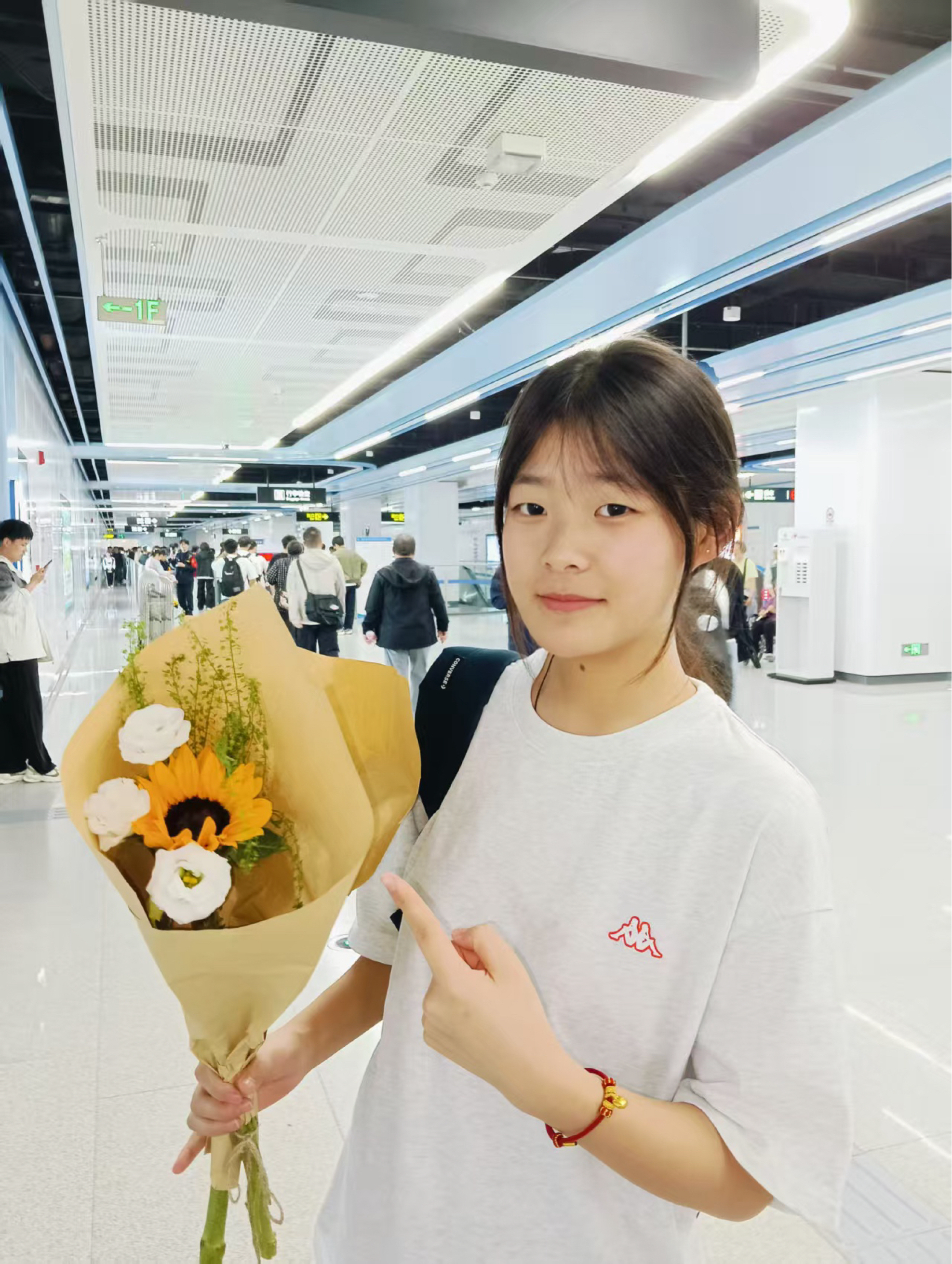 这么青春的T恤！