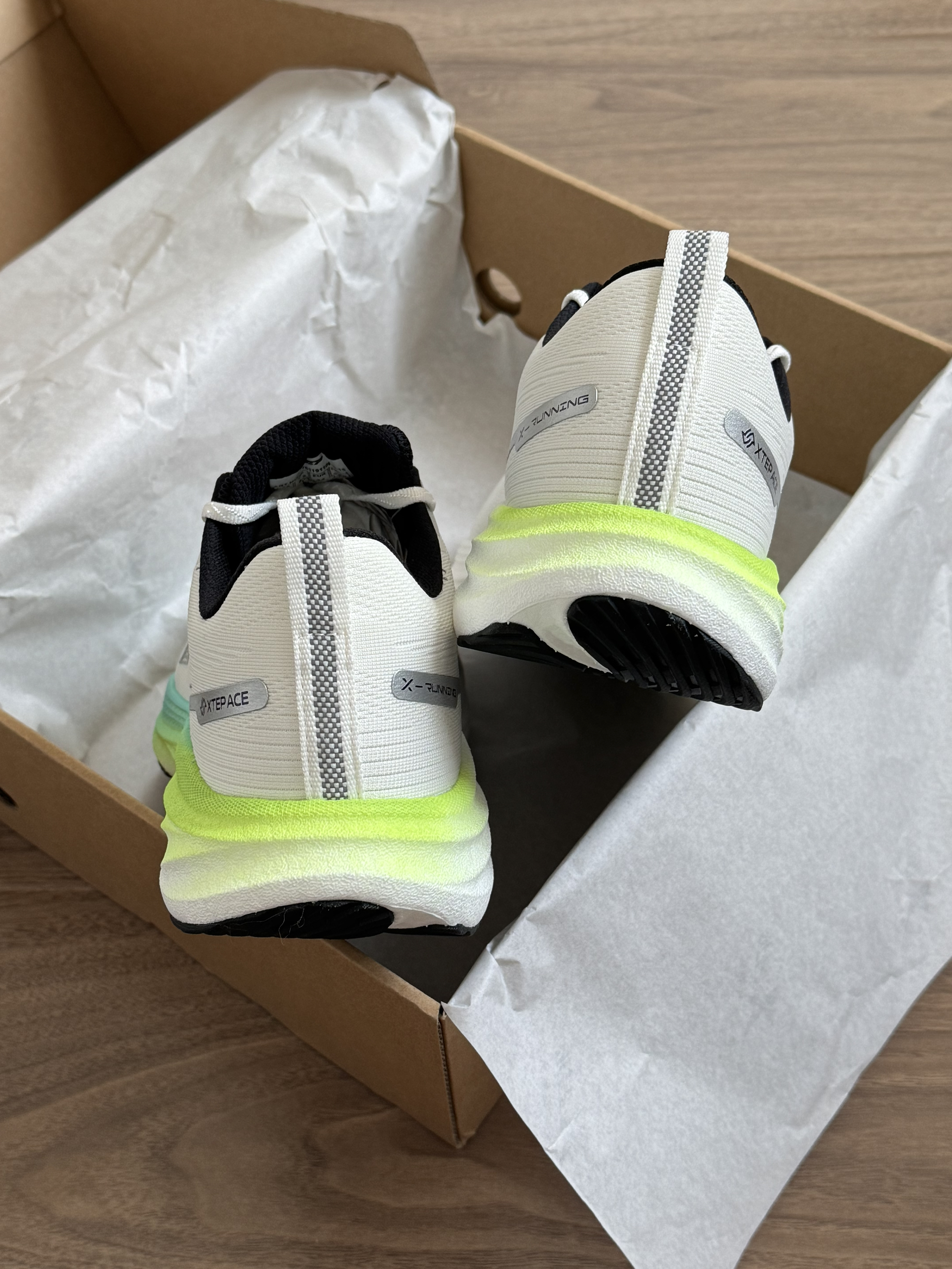 吊牌都没来得及摘…迫不及待穿上了‼️