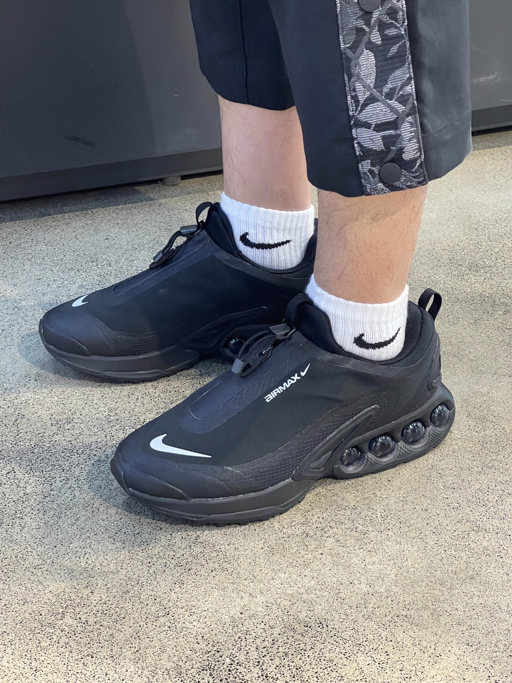 黑武士登场✨Nike Air Max 这双太有未来感了！