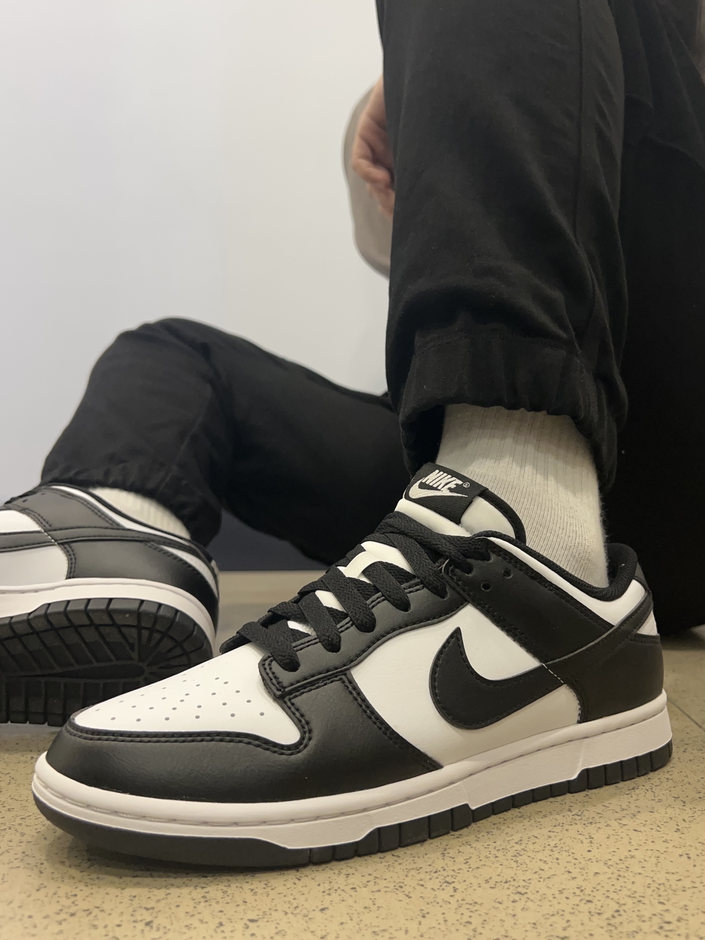 春季穿搭有这双足矣 我的百搭神器经典黑白熊猫耐克板鞋