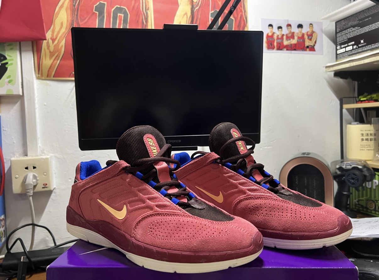 Nike SB Vertebrae 红色滑板鞋
