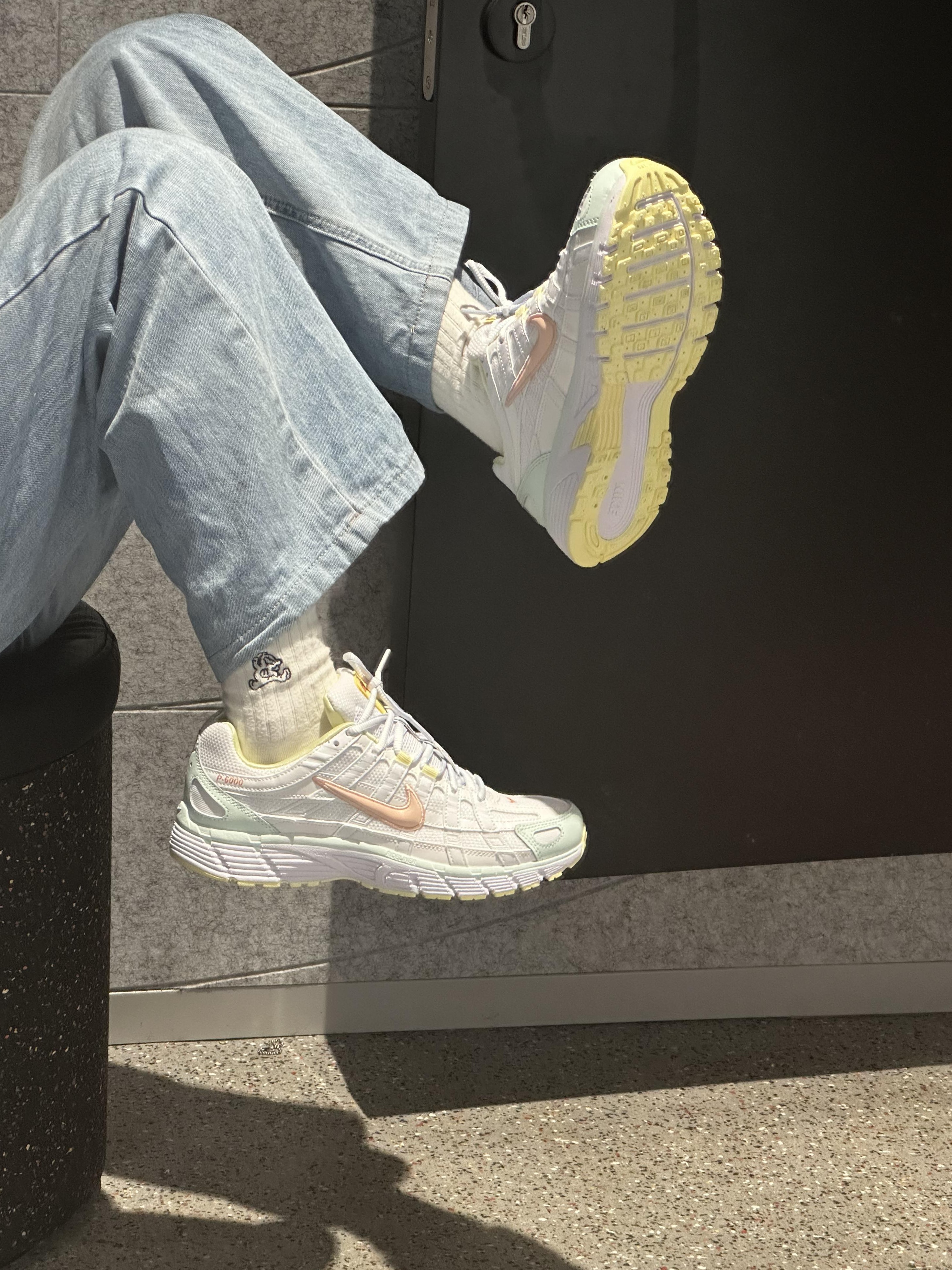 Nike P-6000 马卡龙配色运动鞋