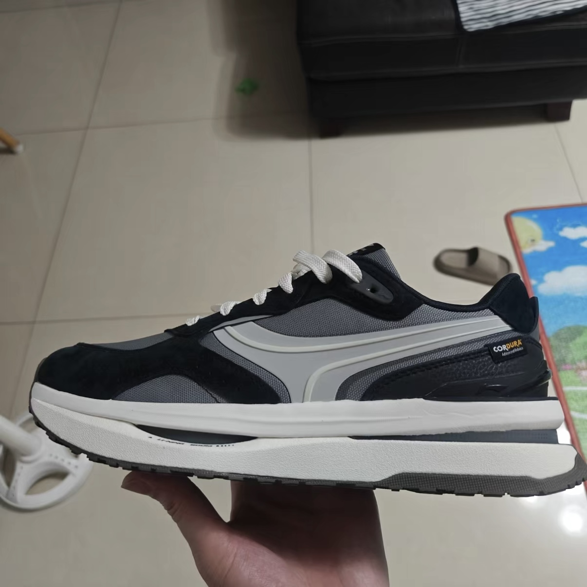 李宁征荣M1000