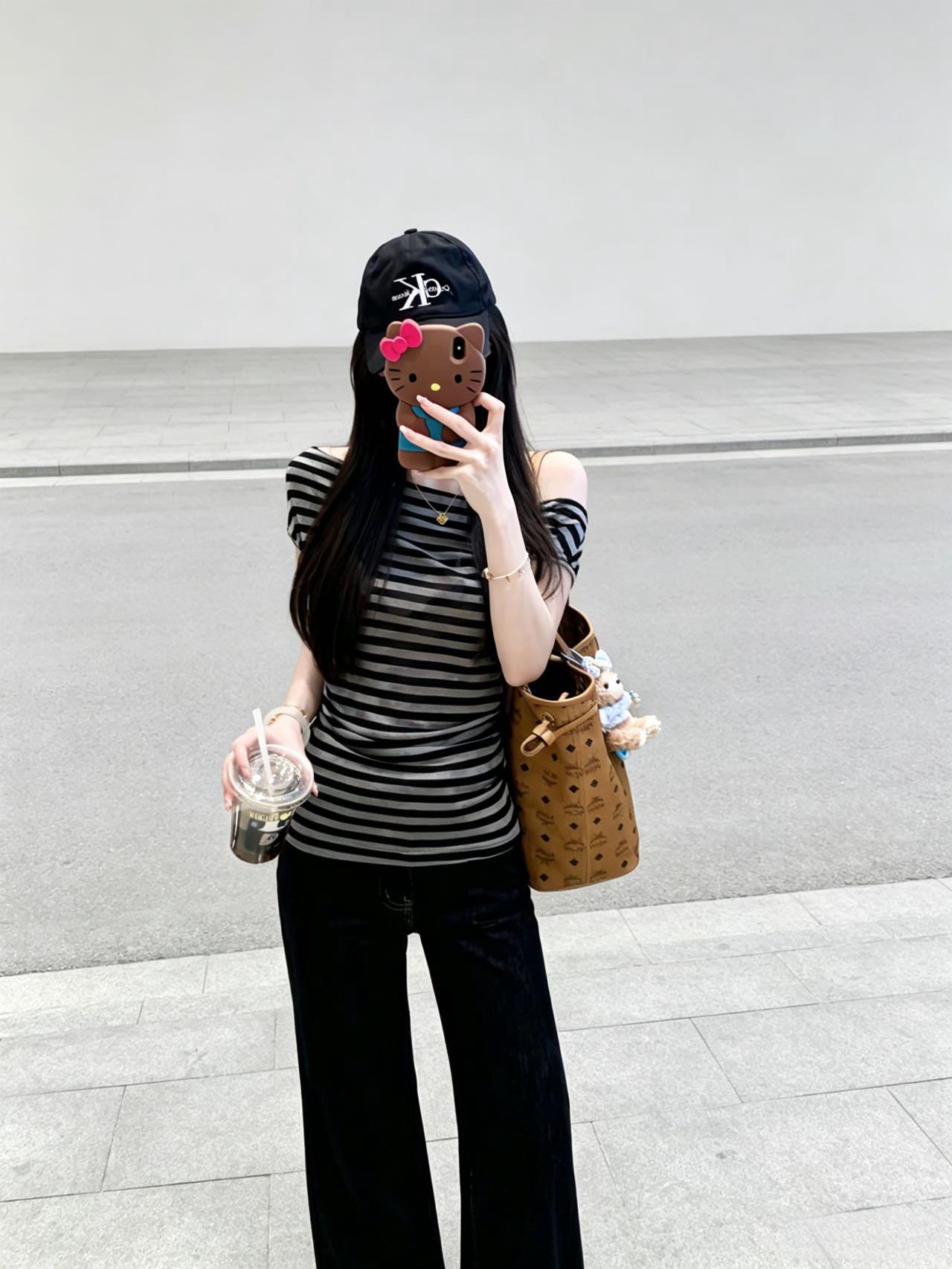 这件条纹T，焊在身上不想脱