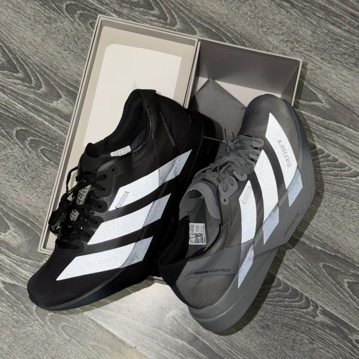 adidas Adizero Pro 4跑鞋
