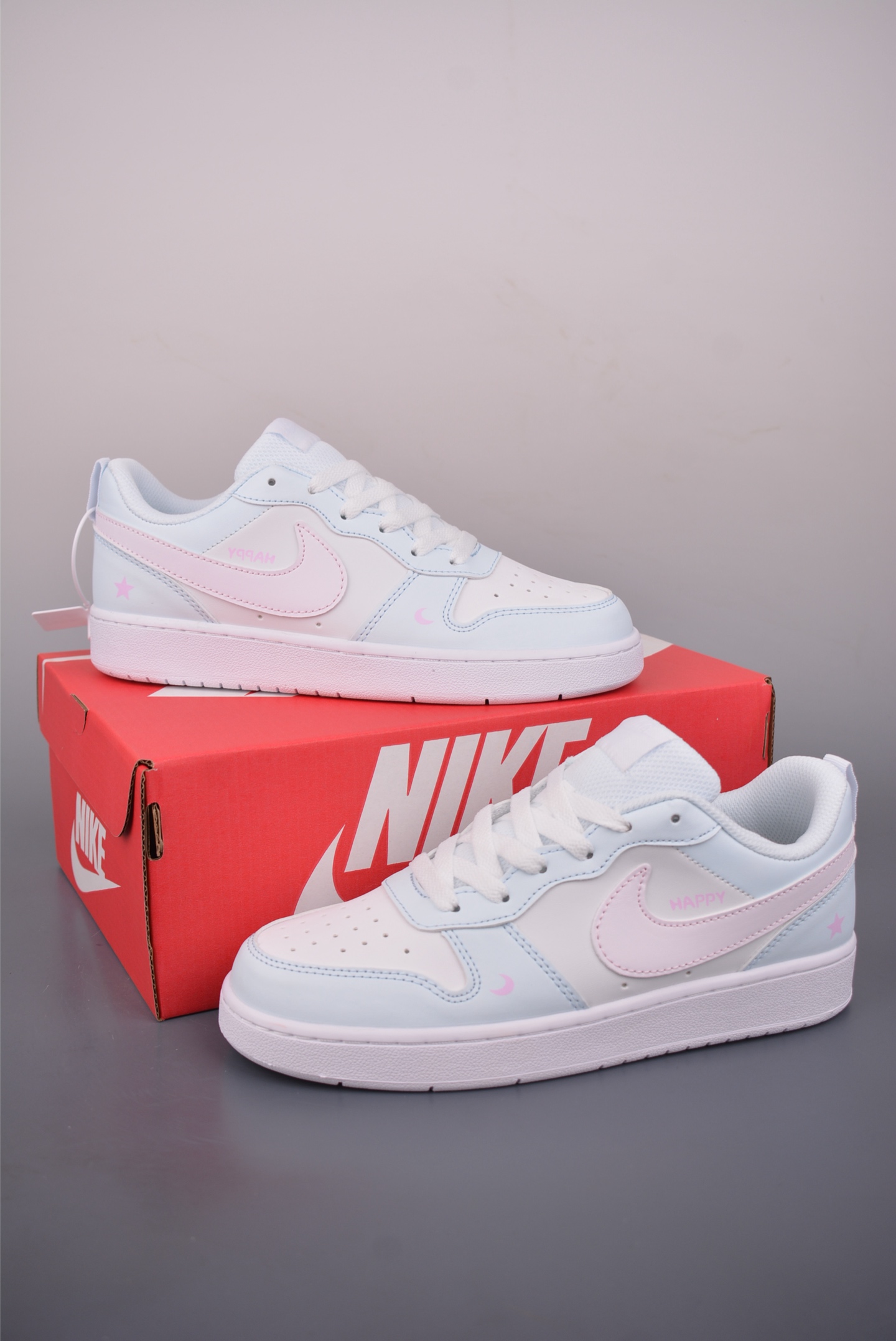 NIKE Court Borough Low