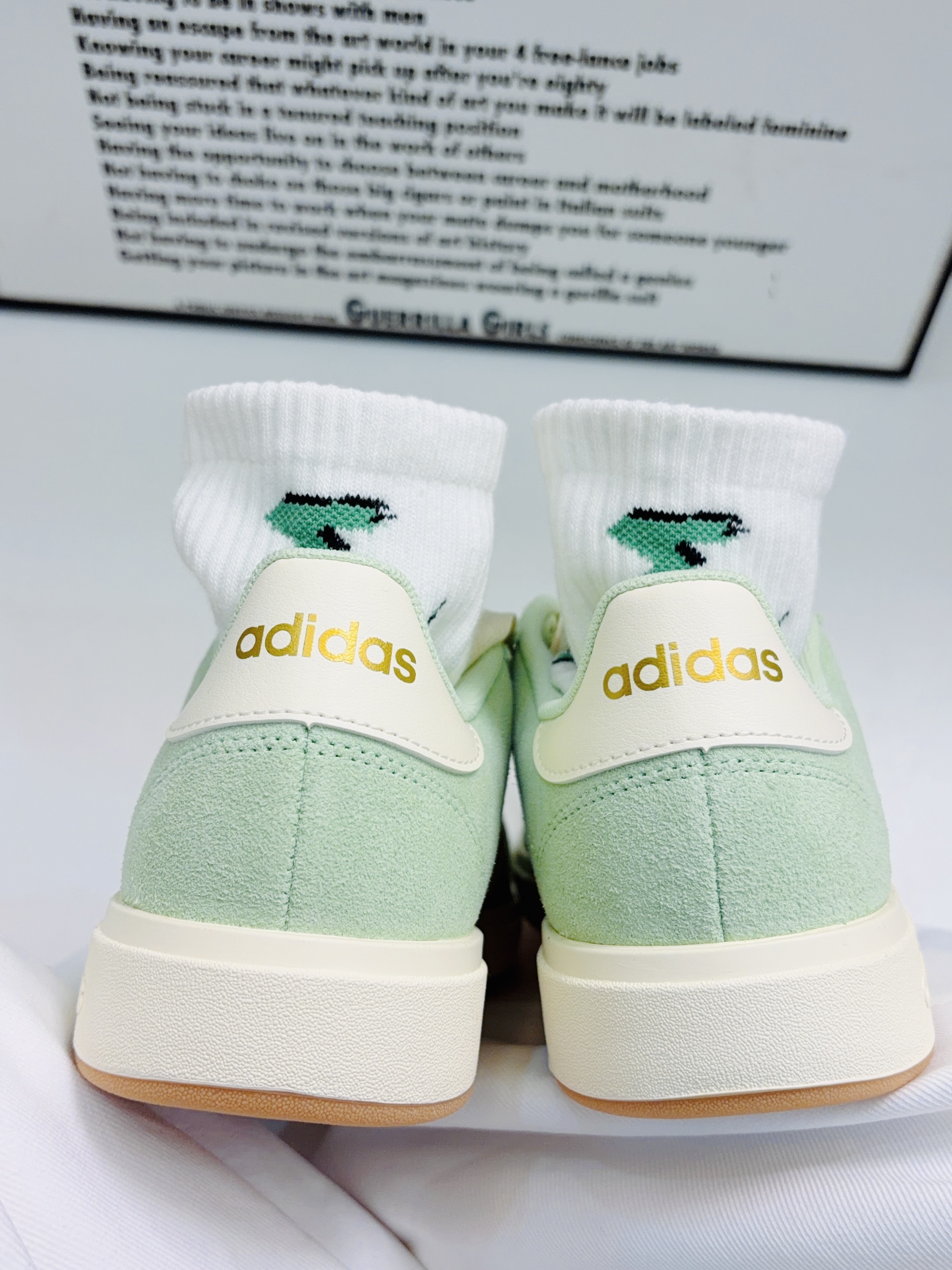 Adidas☘️薄荷曼波绿🍃搭新袜子敲好看💚