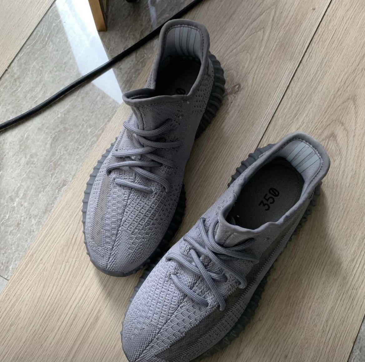 Yeezy350灰玛瑙☁️一年四季通勤百搭神鞋