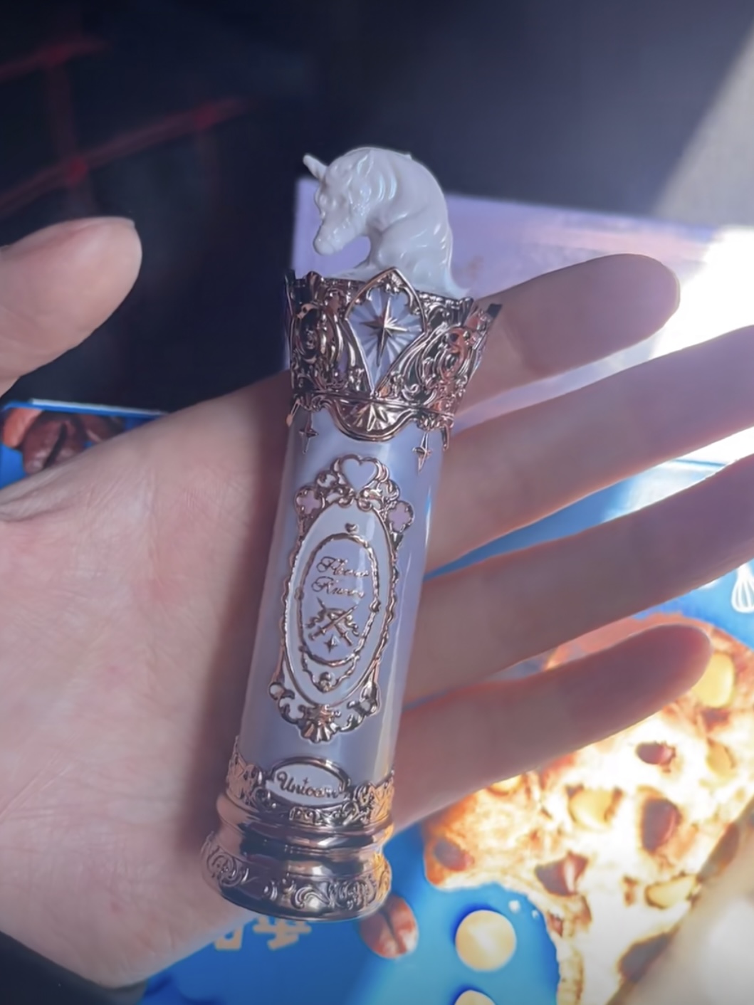 童话独角兽水光唇！花知晓这支纯欲感封神🦄