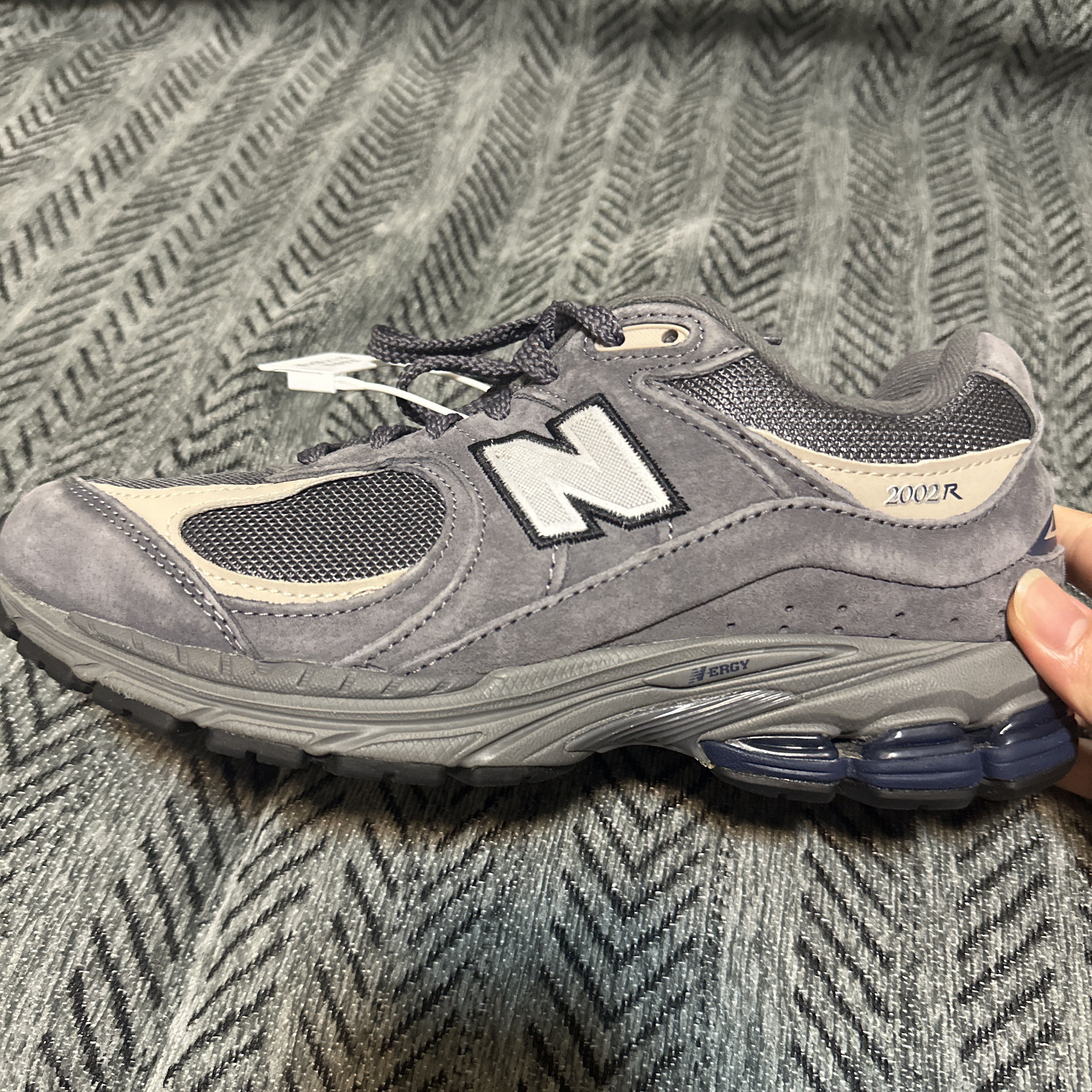nb2002r