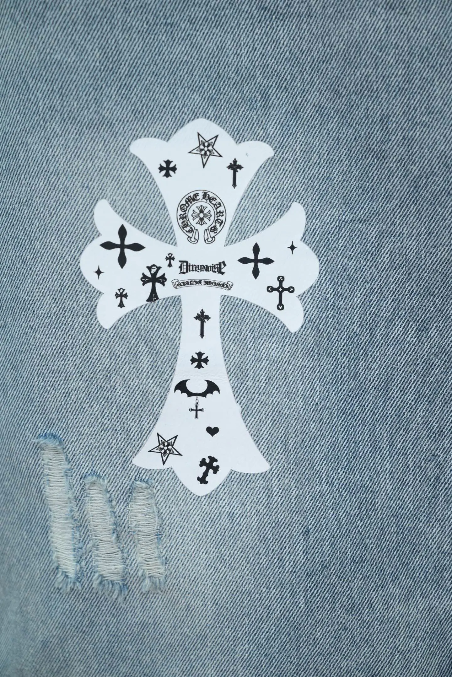 克罗心 Chrome Hearts FW26 LOGO印花银扣简约牛仔短裤 男女同款
