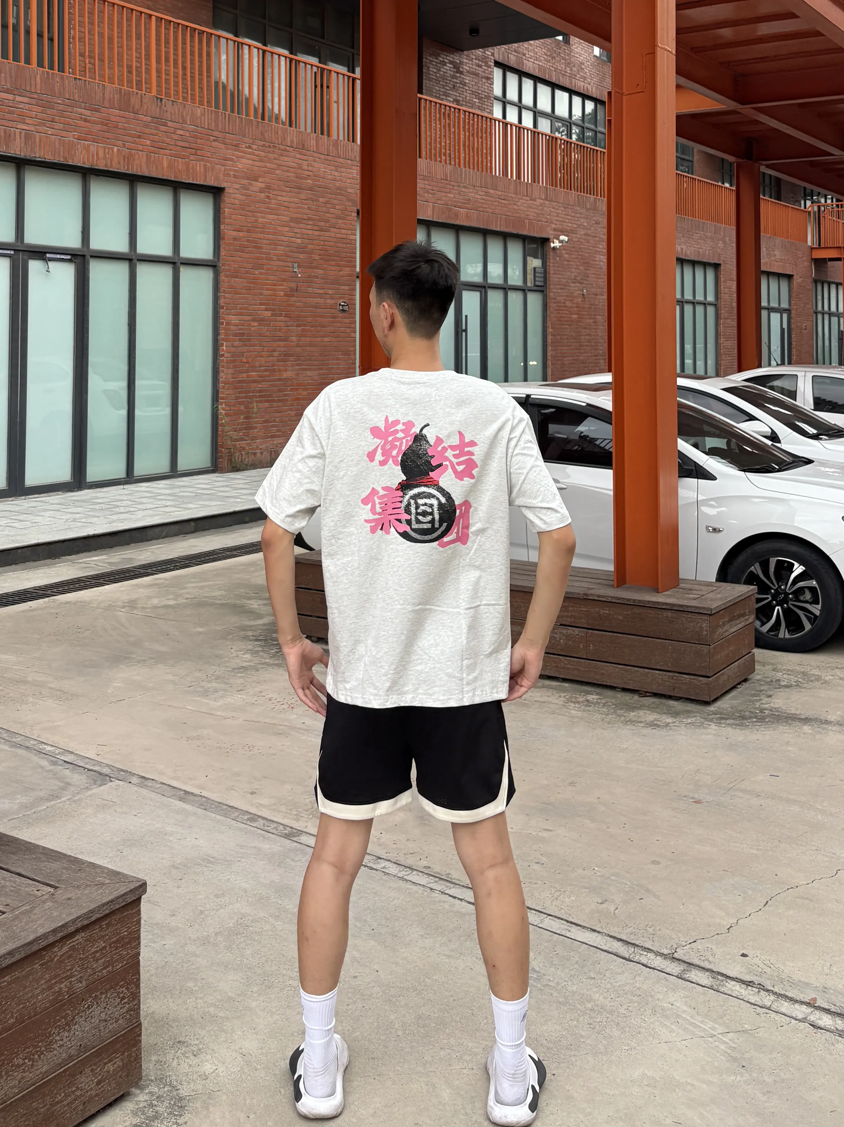 白粉的短袖真的很舒服