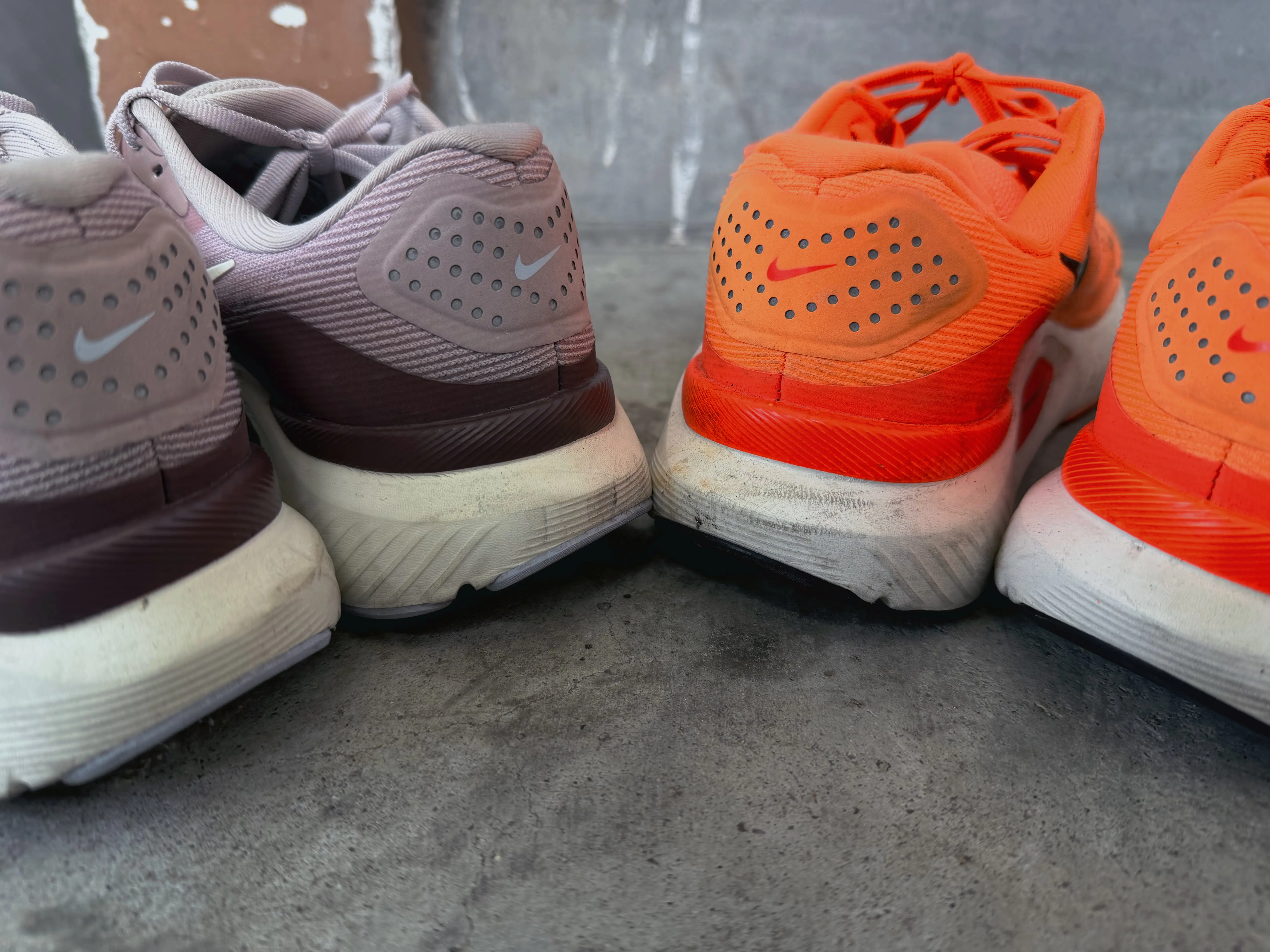 Nike稳定跑鞋|足外翻友好的2双配色实测