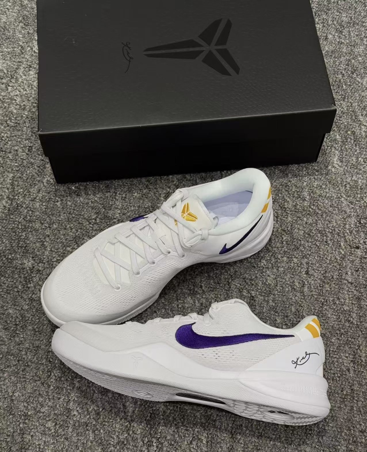 Nike Kobe 8 Protro 湖人主场白紫金（黑金）