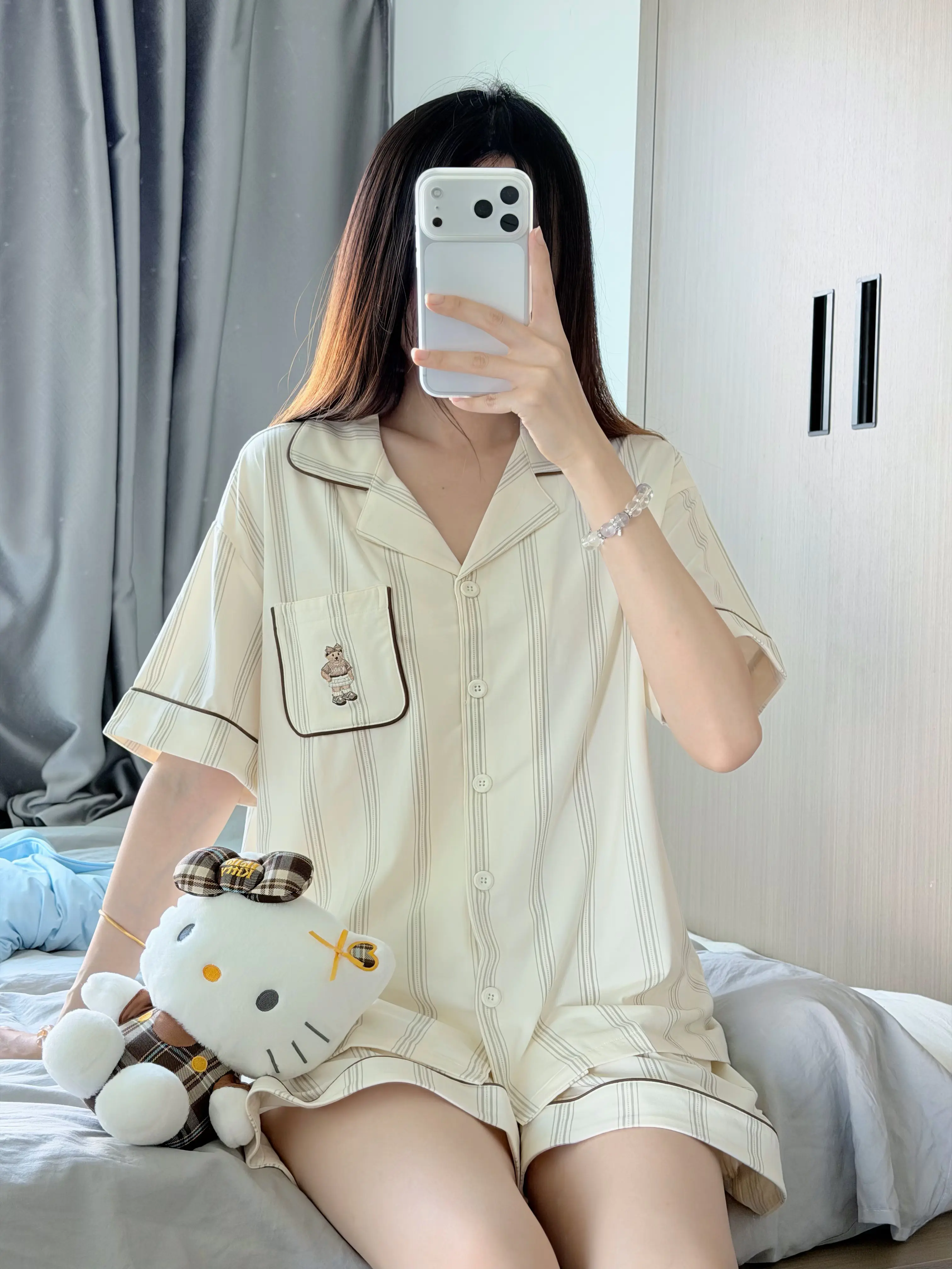 太喜欢这套TW小熊睡衣啦!!好舒服!