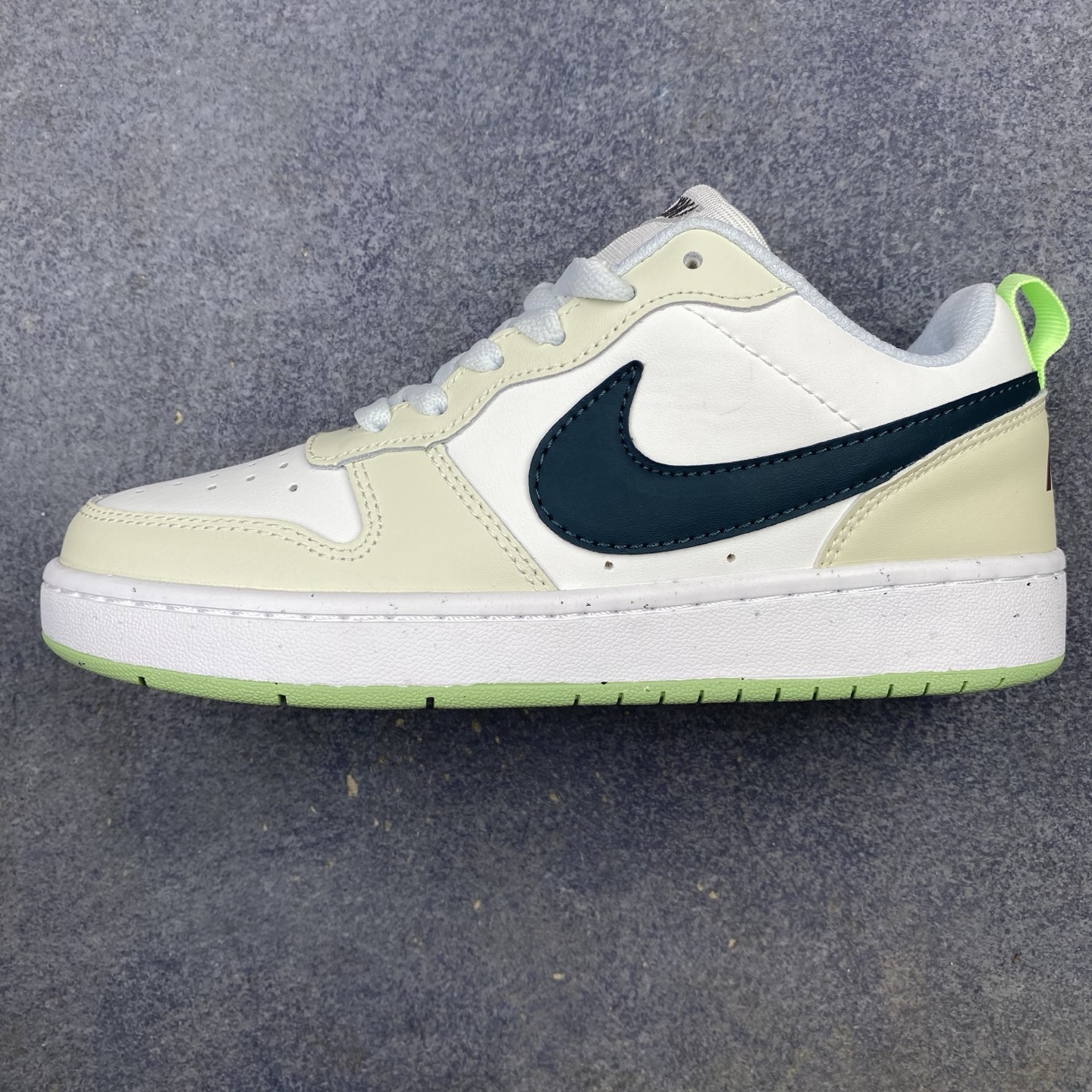Nike Court Borough 舒适百搭经典 GS 板鞋