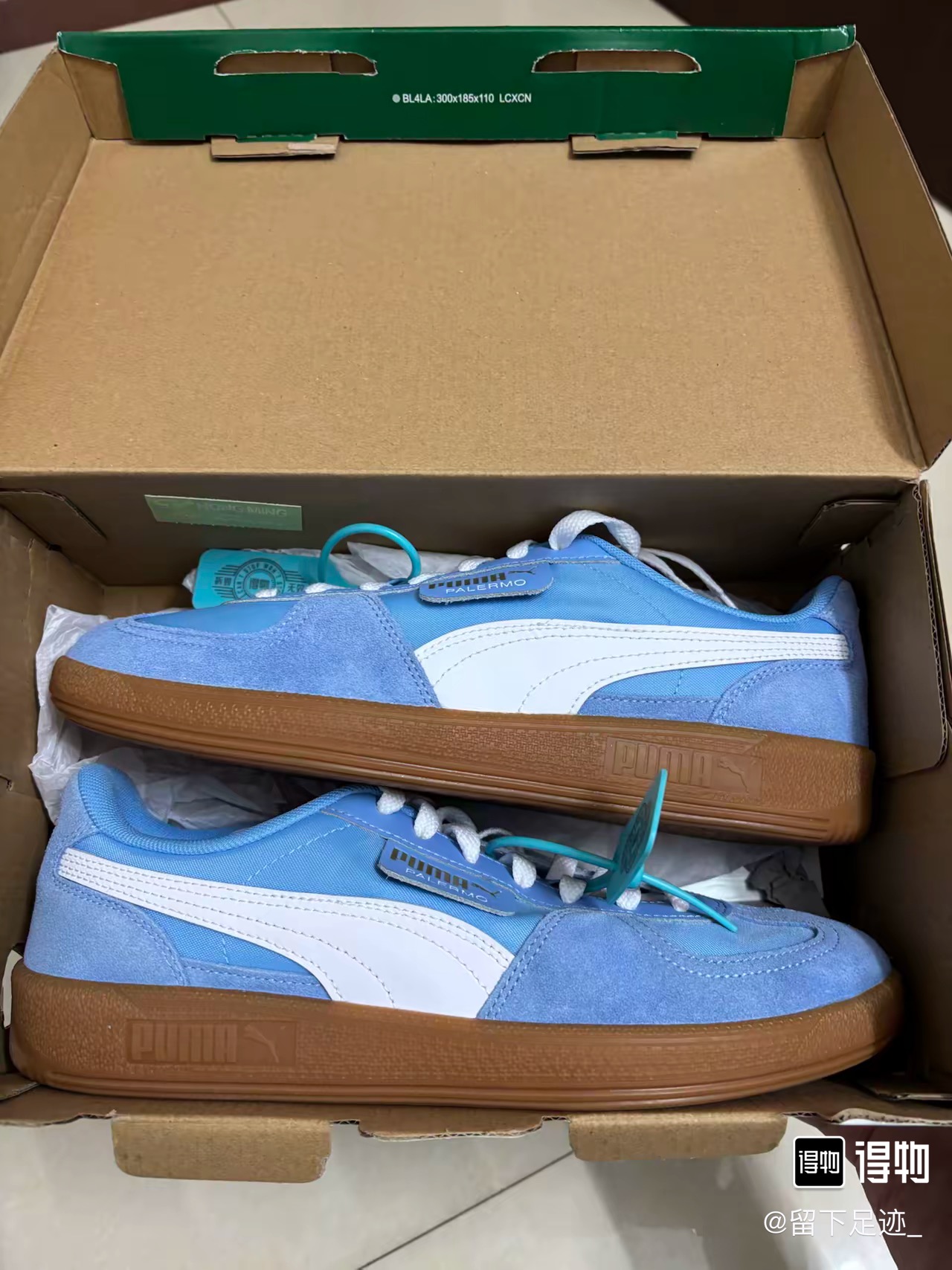 朴彩英同款 puma