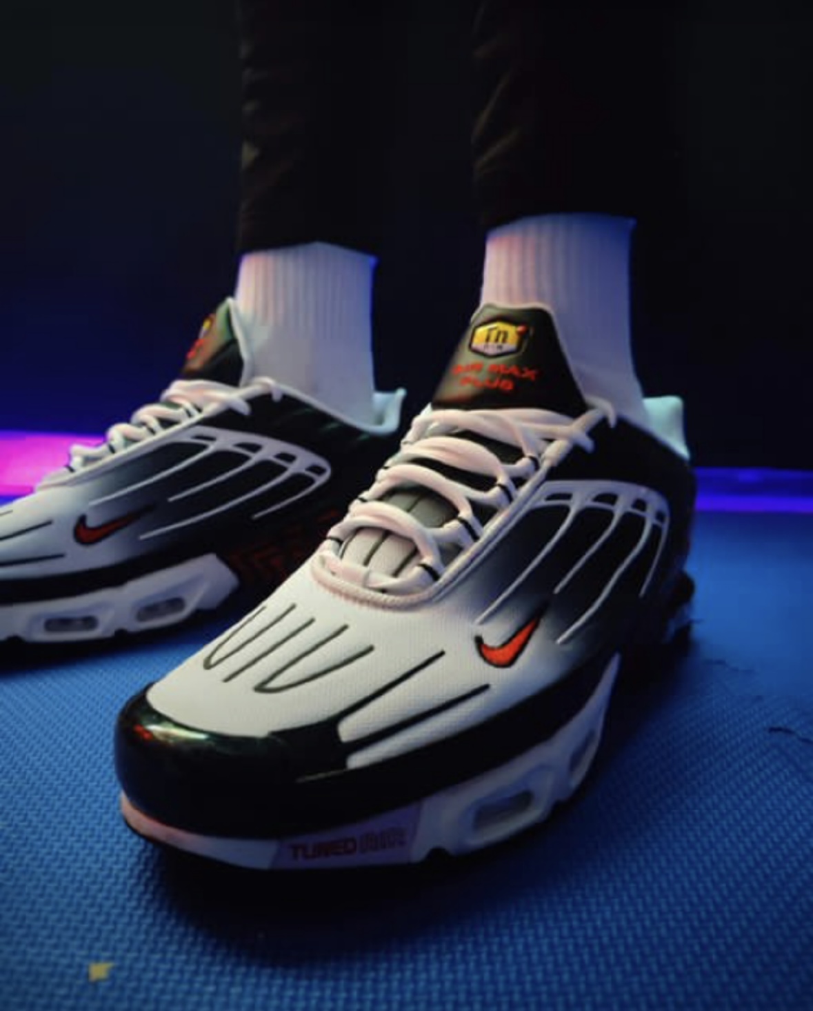 Nike Air Max Plus 3｜黑白红配色，复古气垫鞋的街头天花板🔥