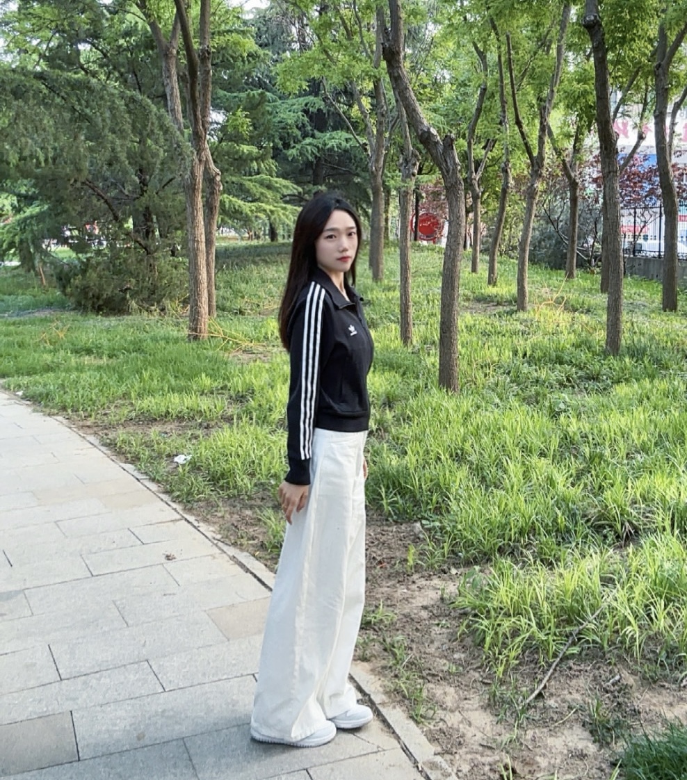街头ootd |adidas复古三条杠🩵松弛感满满