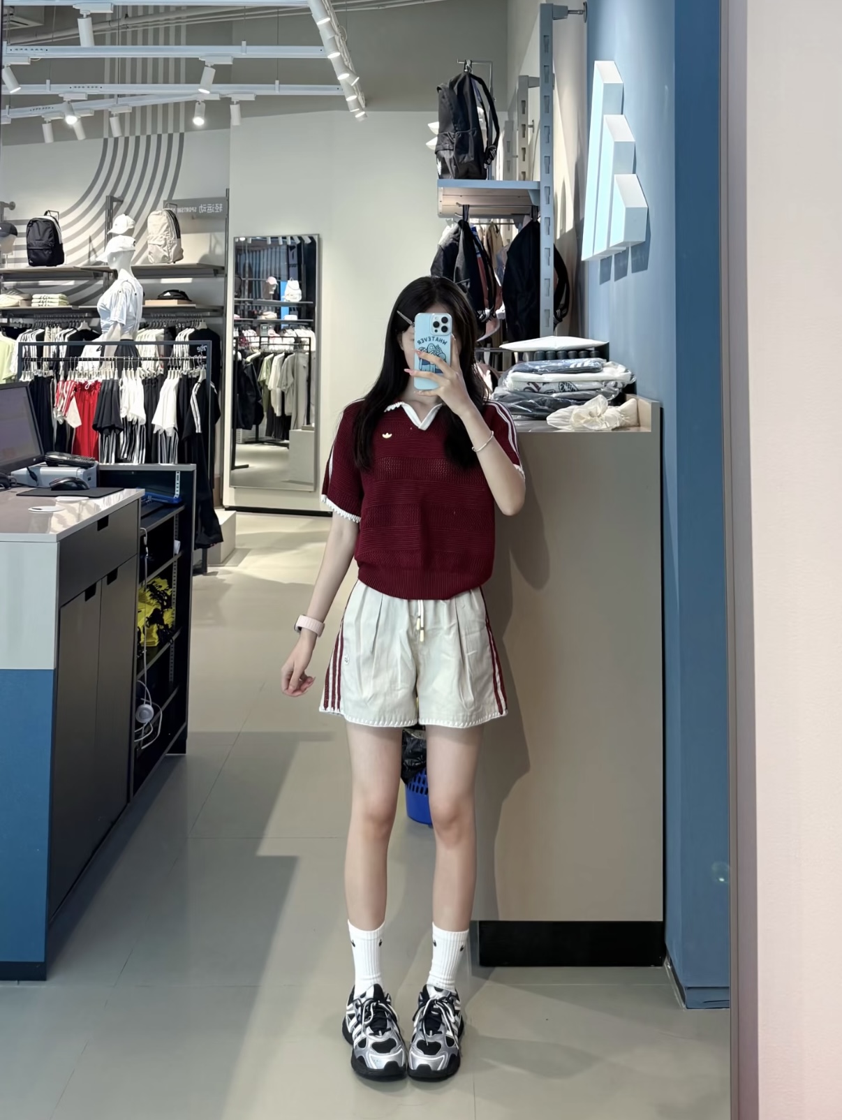 夏日清爽运动穿搭｜温柔又显白的酒红色系