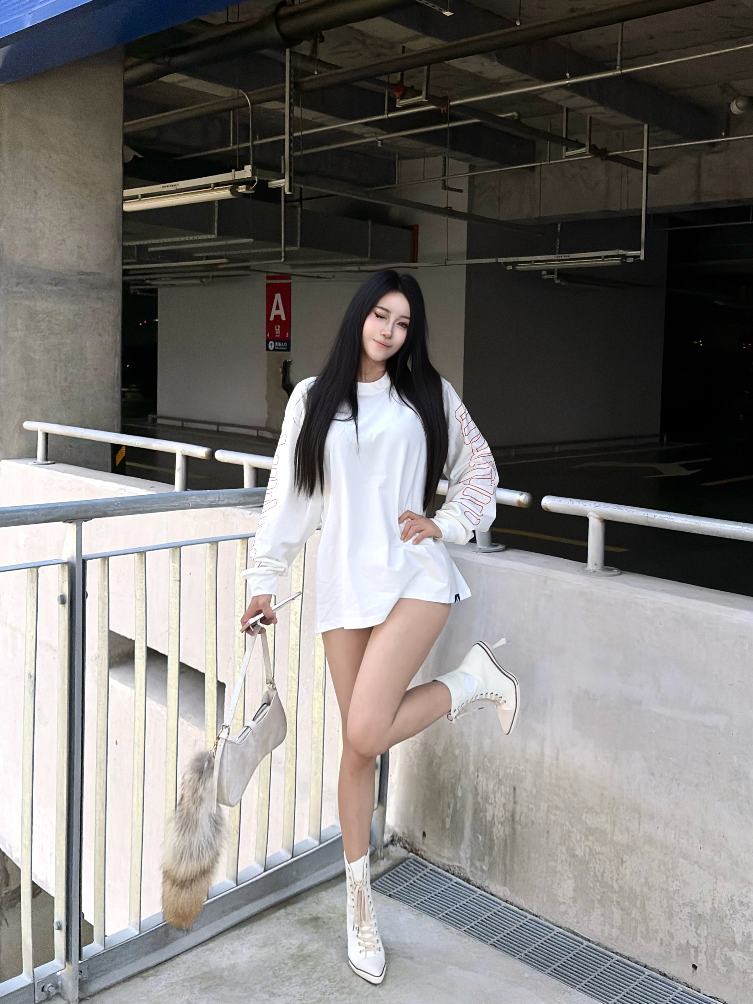 辣妹出街look｜今天是白色T恤女孩🤍🛒