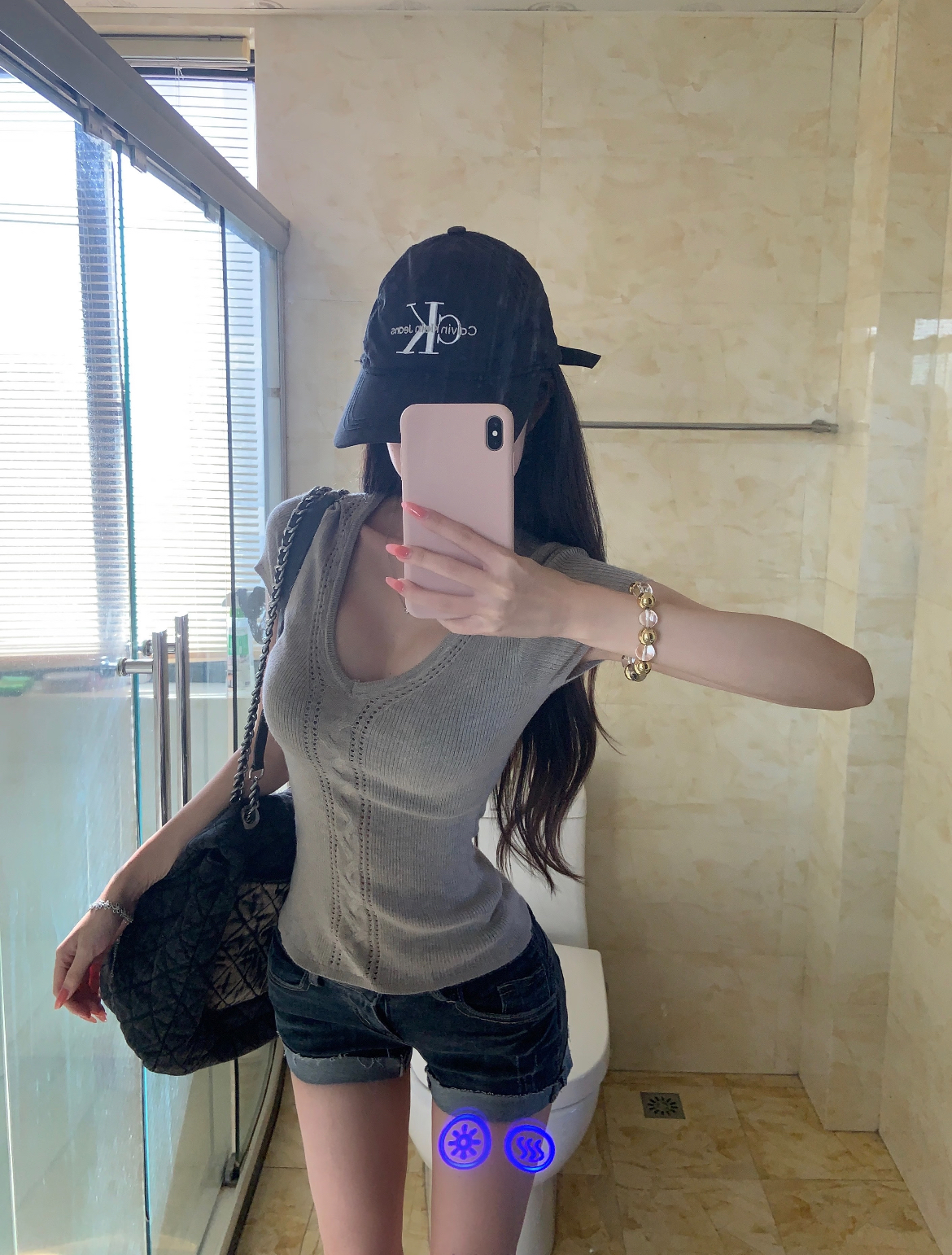 淡人美女感