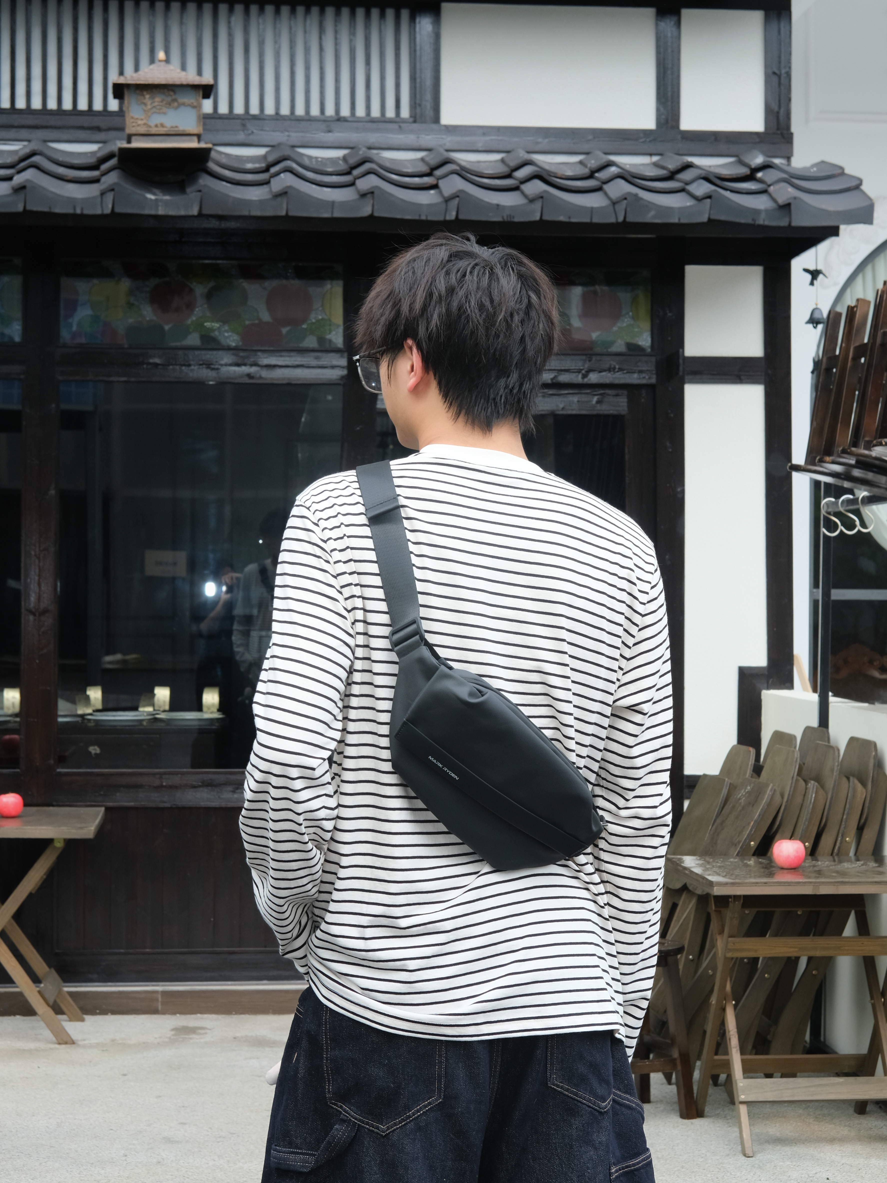晒出我的穿搭灵感｜简约腰包提升质感