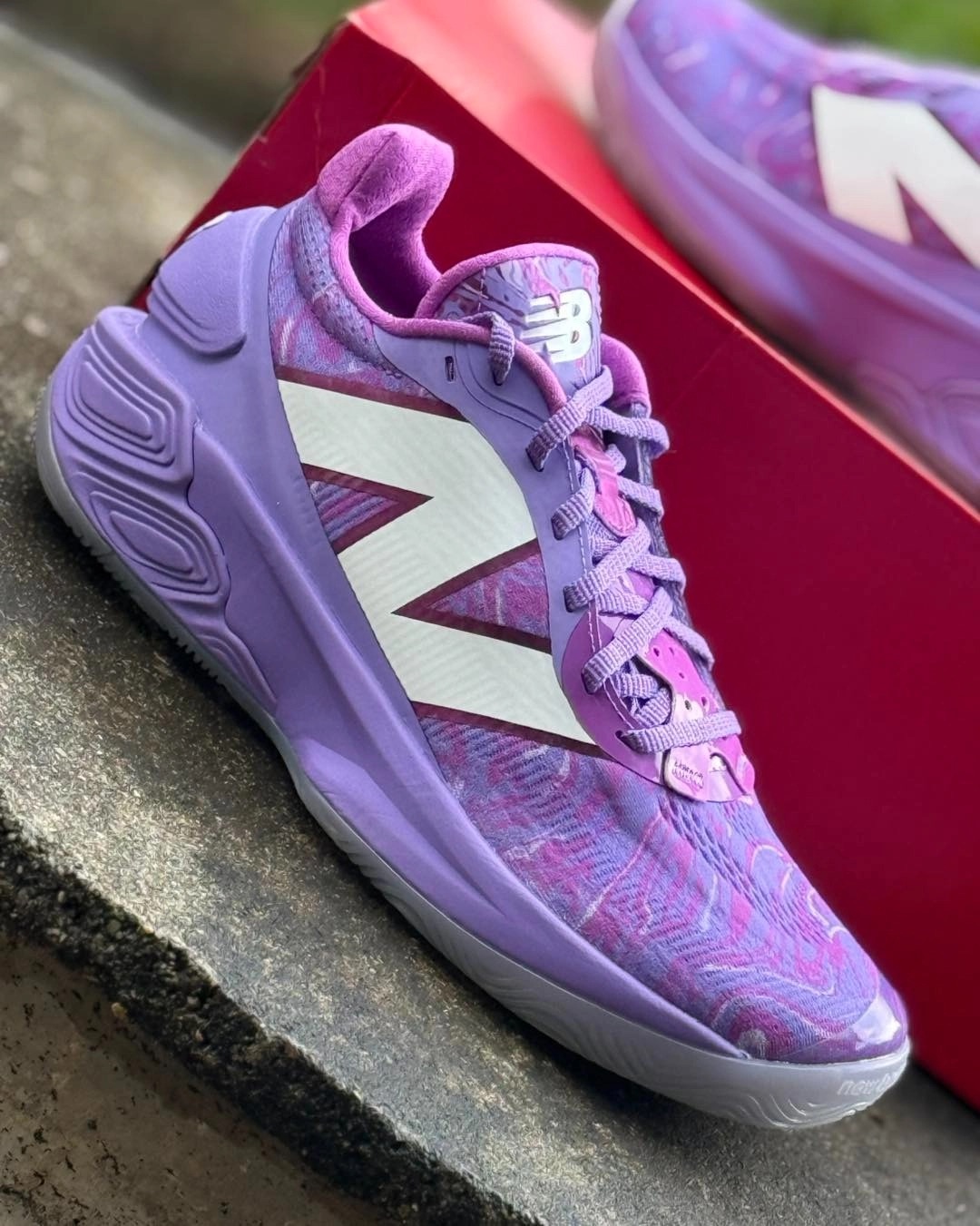 TWO WXY v5，稳是真的稳🏀