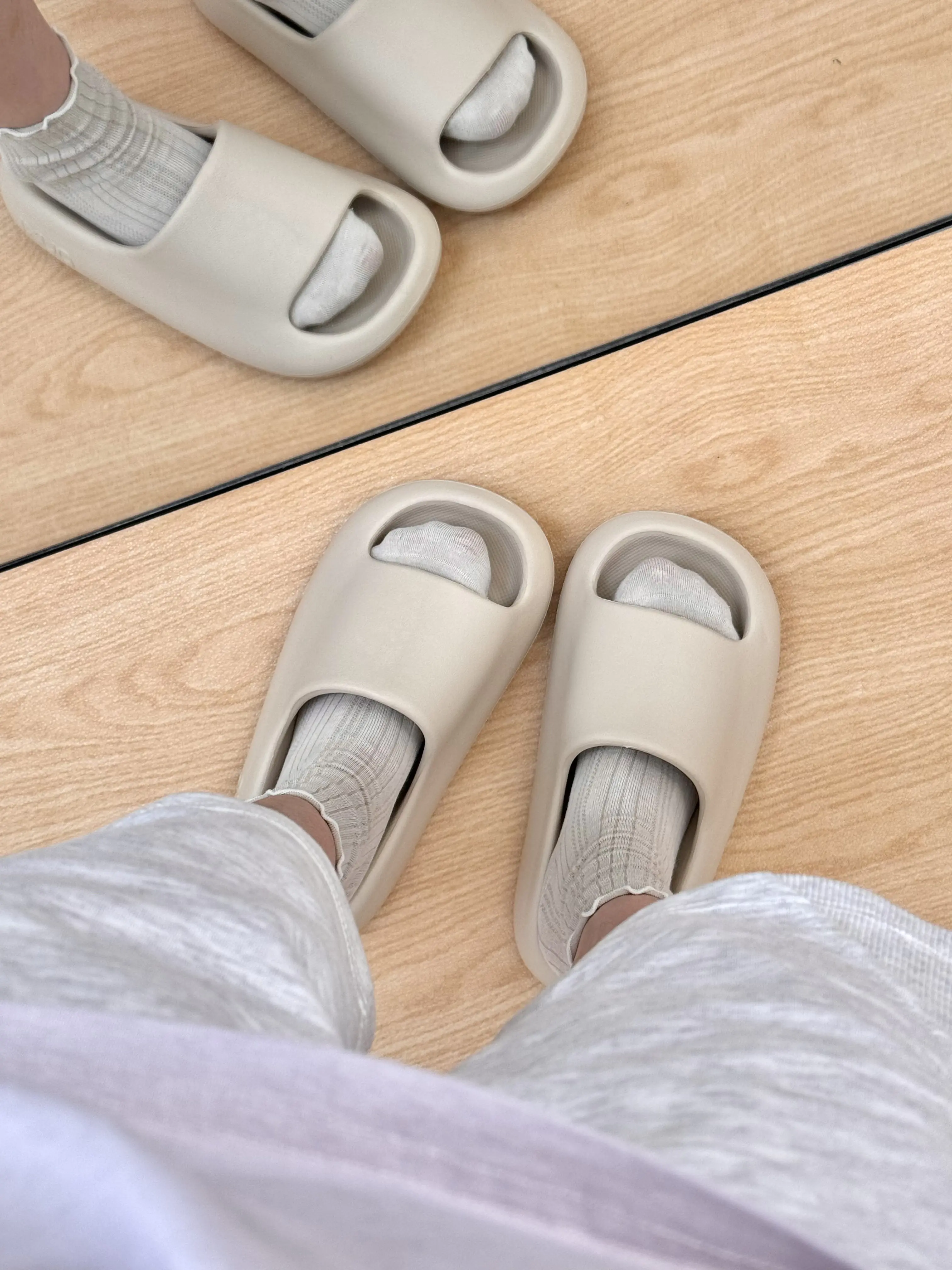 我的懒人拖鞋~上脚软乎乎的好舒服😌