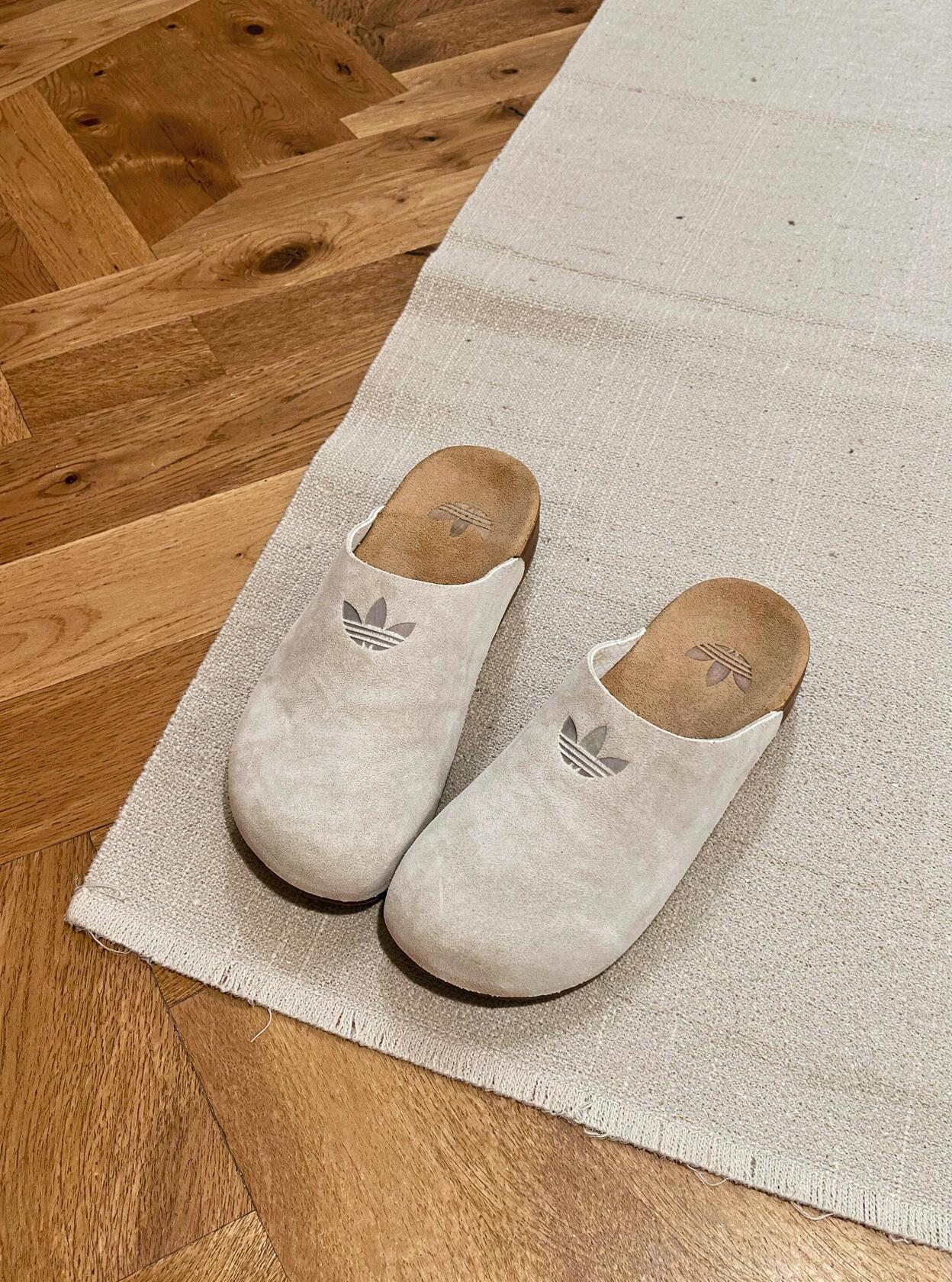 Adidas这款🛋️ 居家外出两不误!