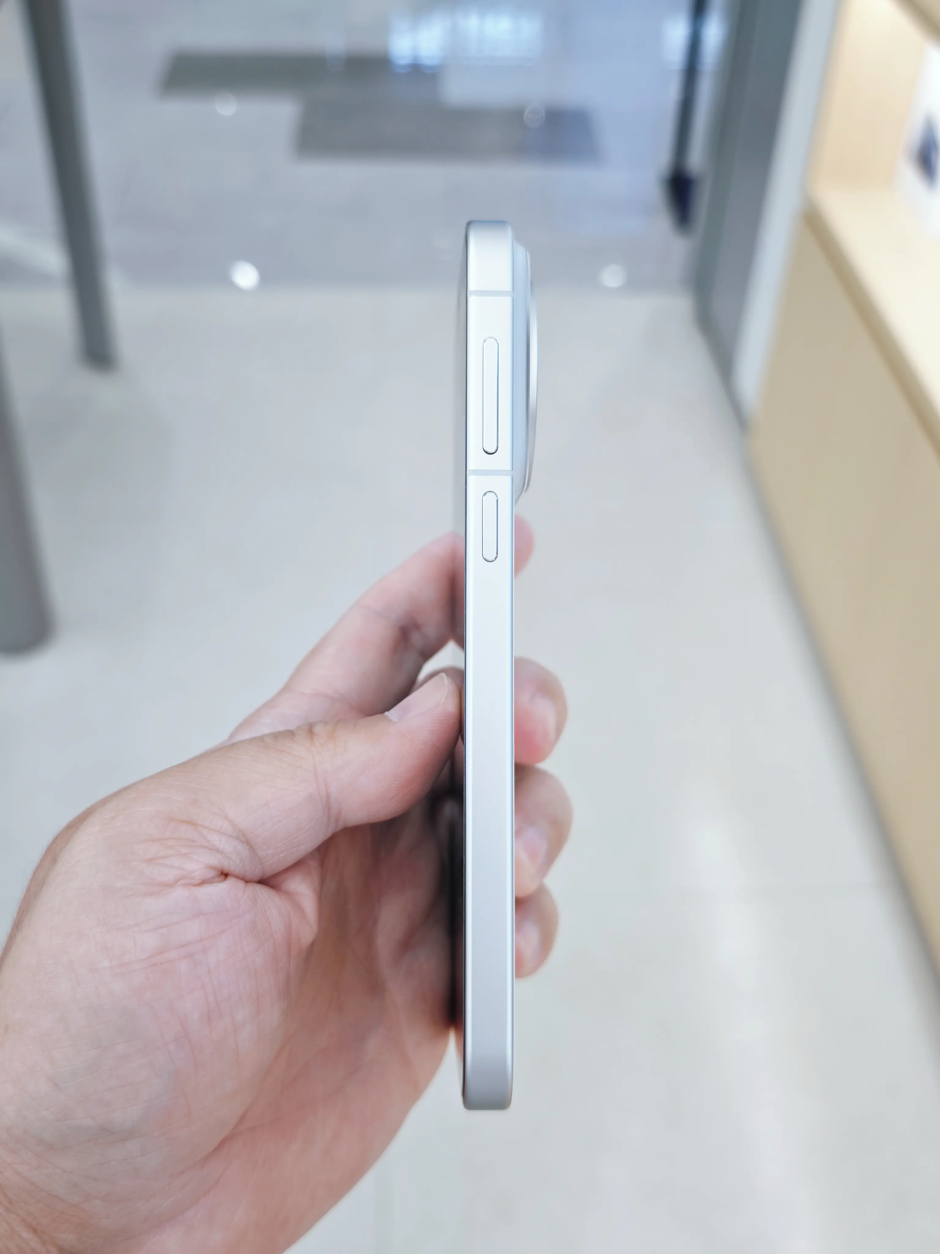 vivo X500标准版 | 名字很入门,实力够Pro