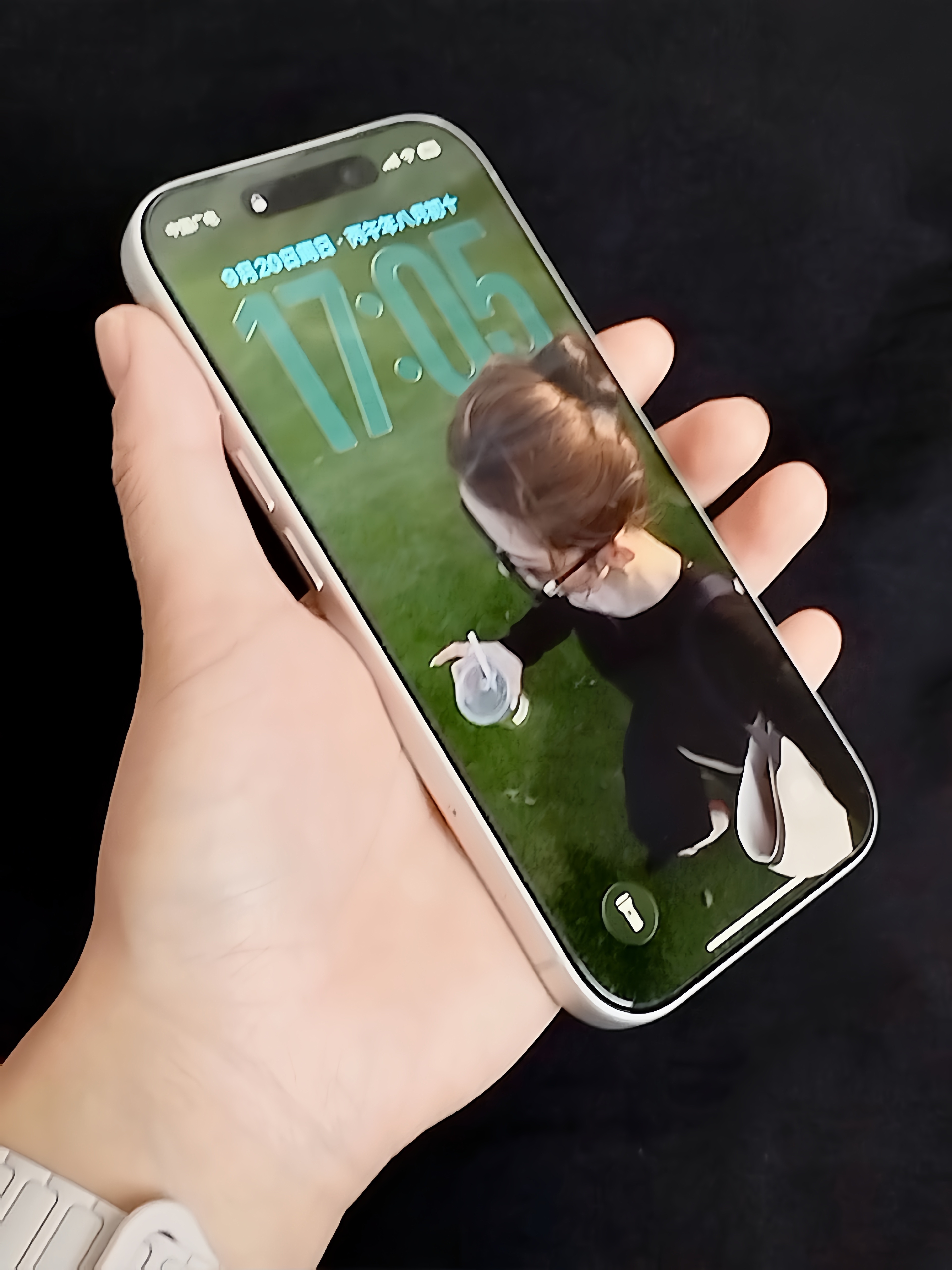 我的18pro到手啦!!当然要穿新衣服喽✅