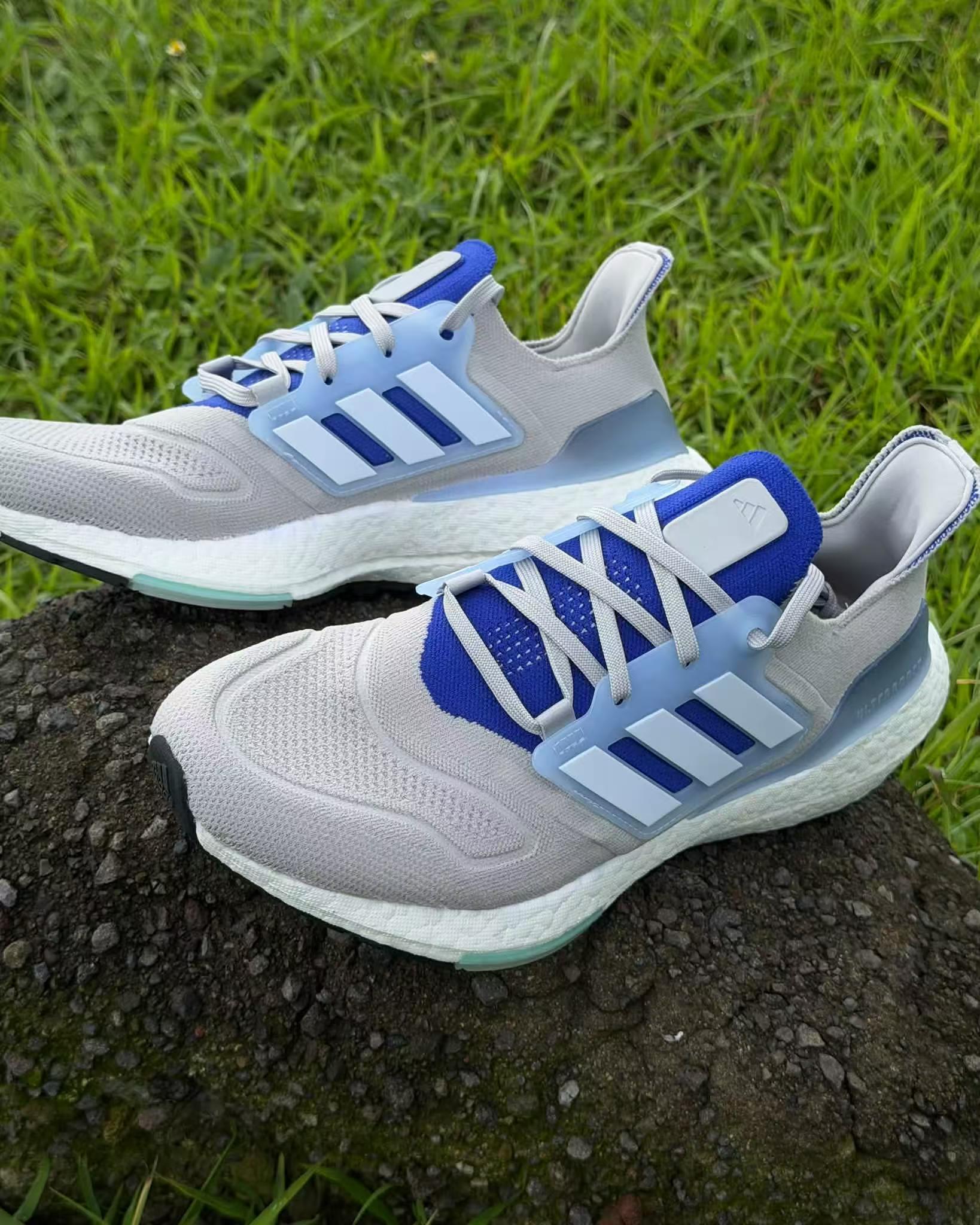 软弹脚感💨阿迪Ultraboost22灰蓝配色太清爽