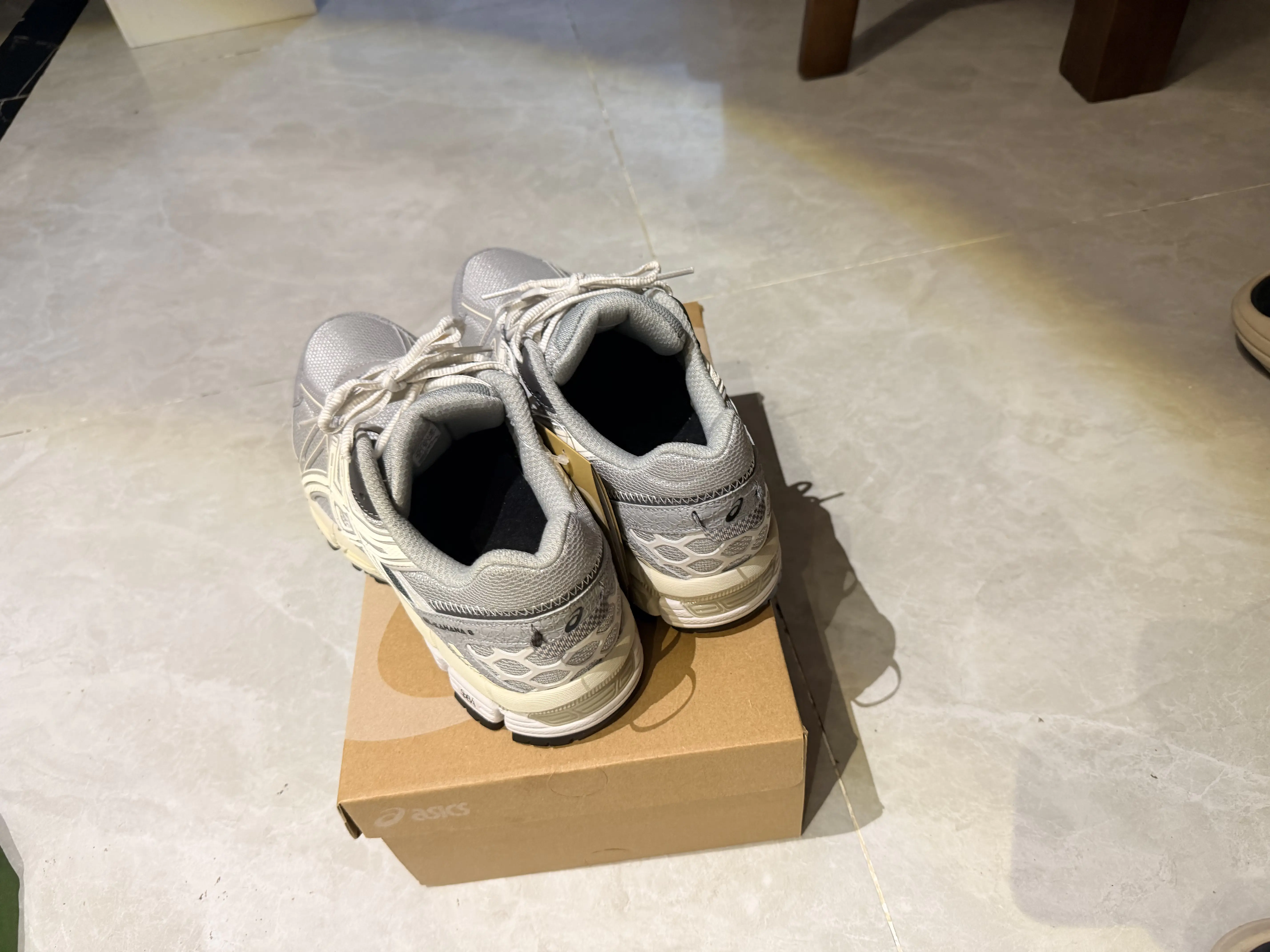 亚瑟士K8脚感颜值双在线