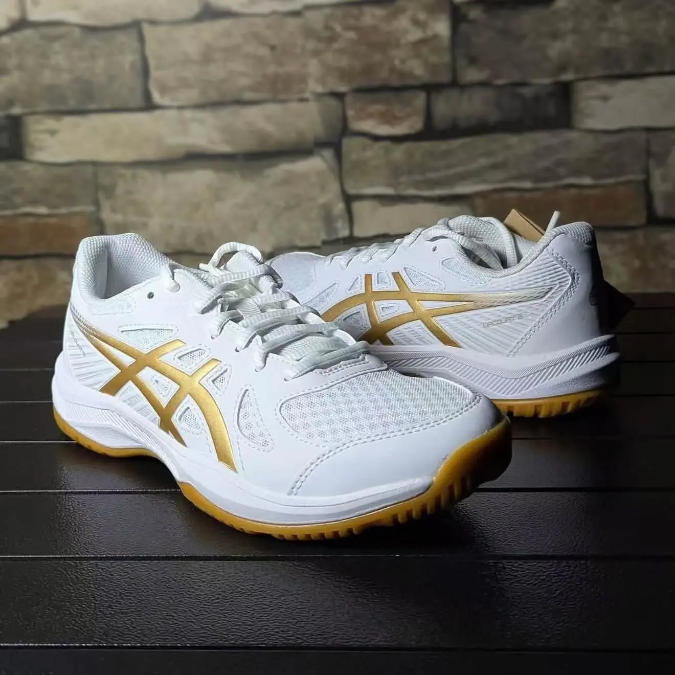 Asics亚瑟士 Gel‑Rocket 白金色 室内羽毛球排球综合运动鞋男女