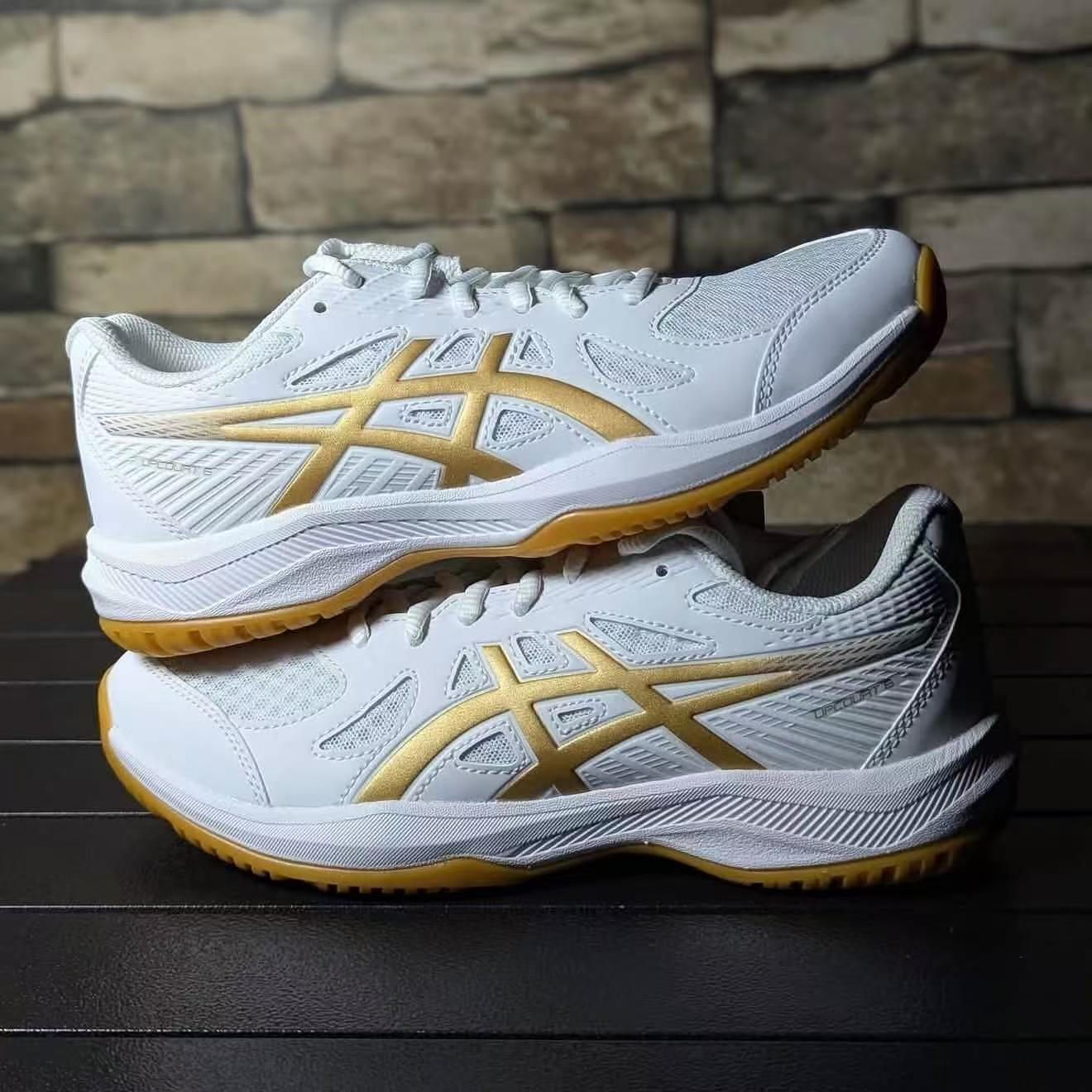 Asics亚瑟士 Gel‑Rocket 白金色 室内羽毛球排球综合运动鞋男女