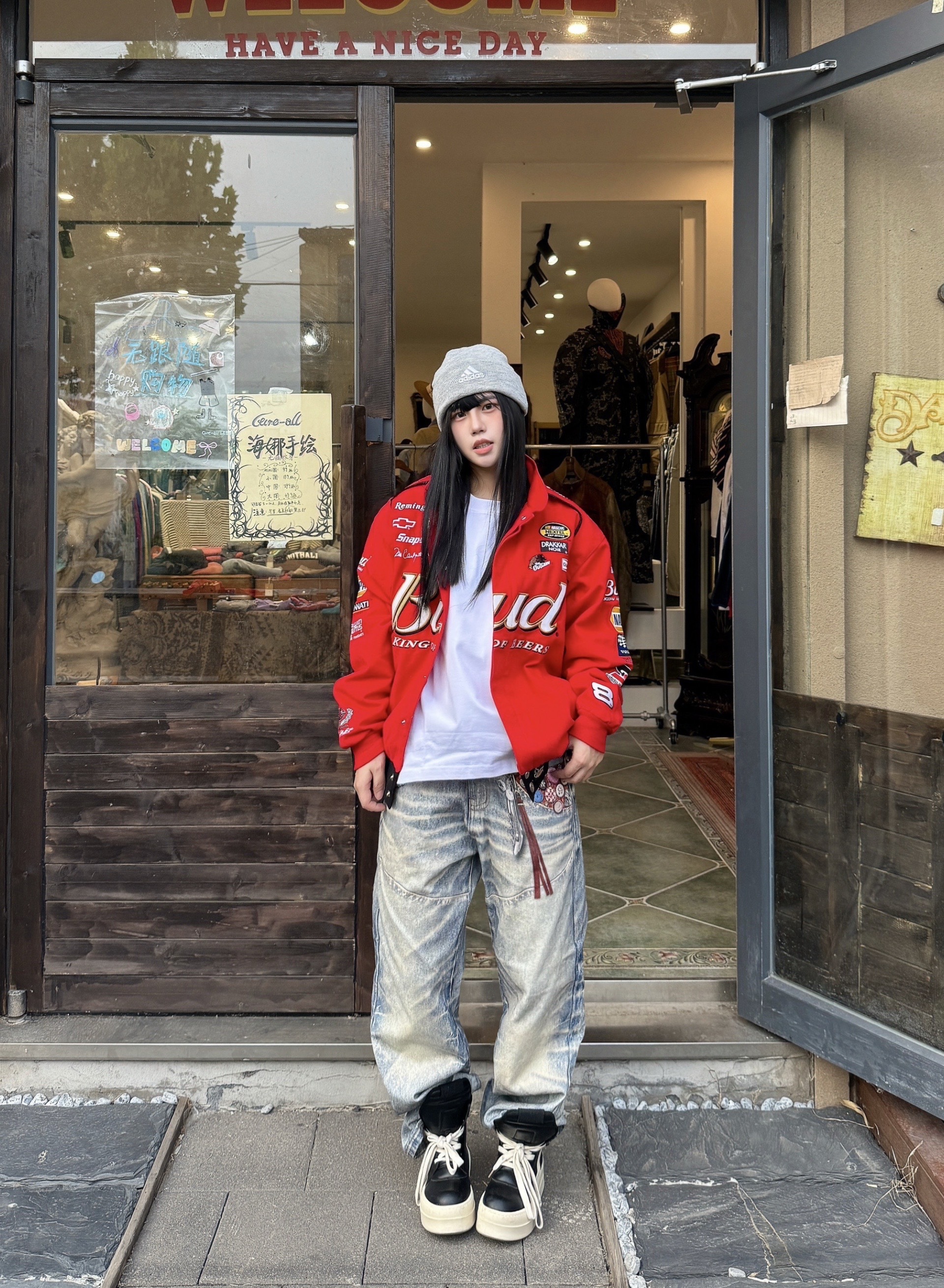 秋天OOTD|美式赛车服搭配这条裤子很ok