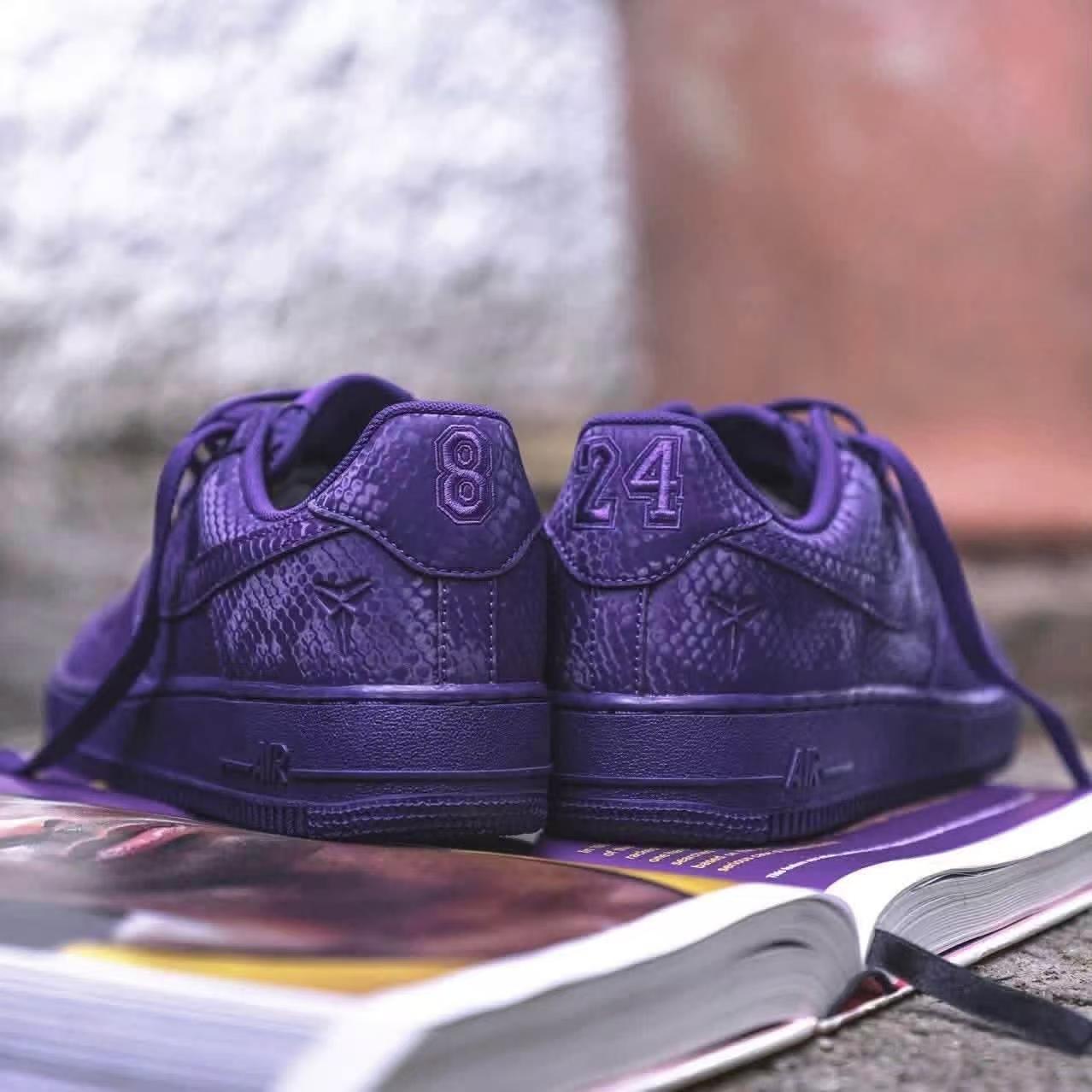 神秘紫调💜AF1科比紫蛇纹,满印蛇鳞压花全紫空军板鞋