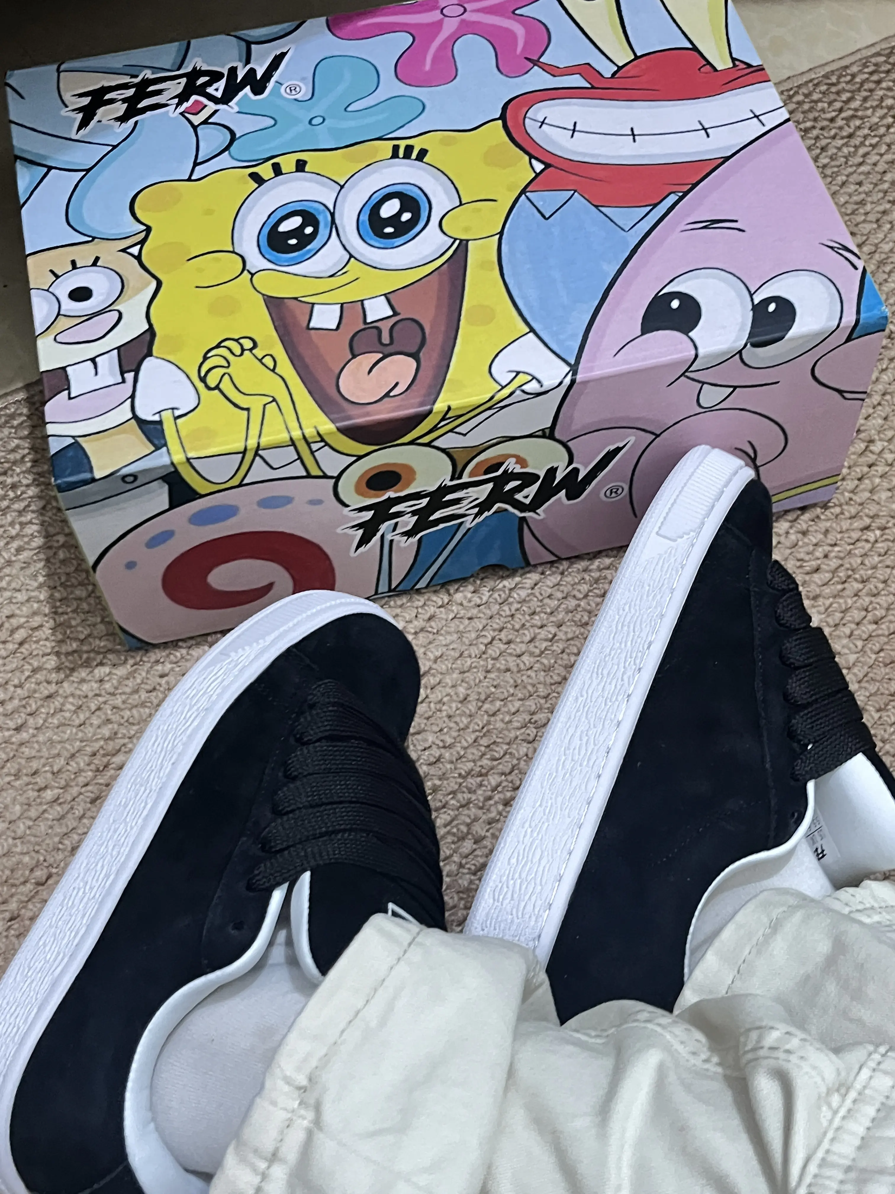 百搭黑色运动板鞋!脚感真的很舒服👟